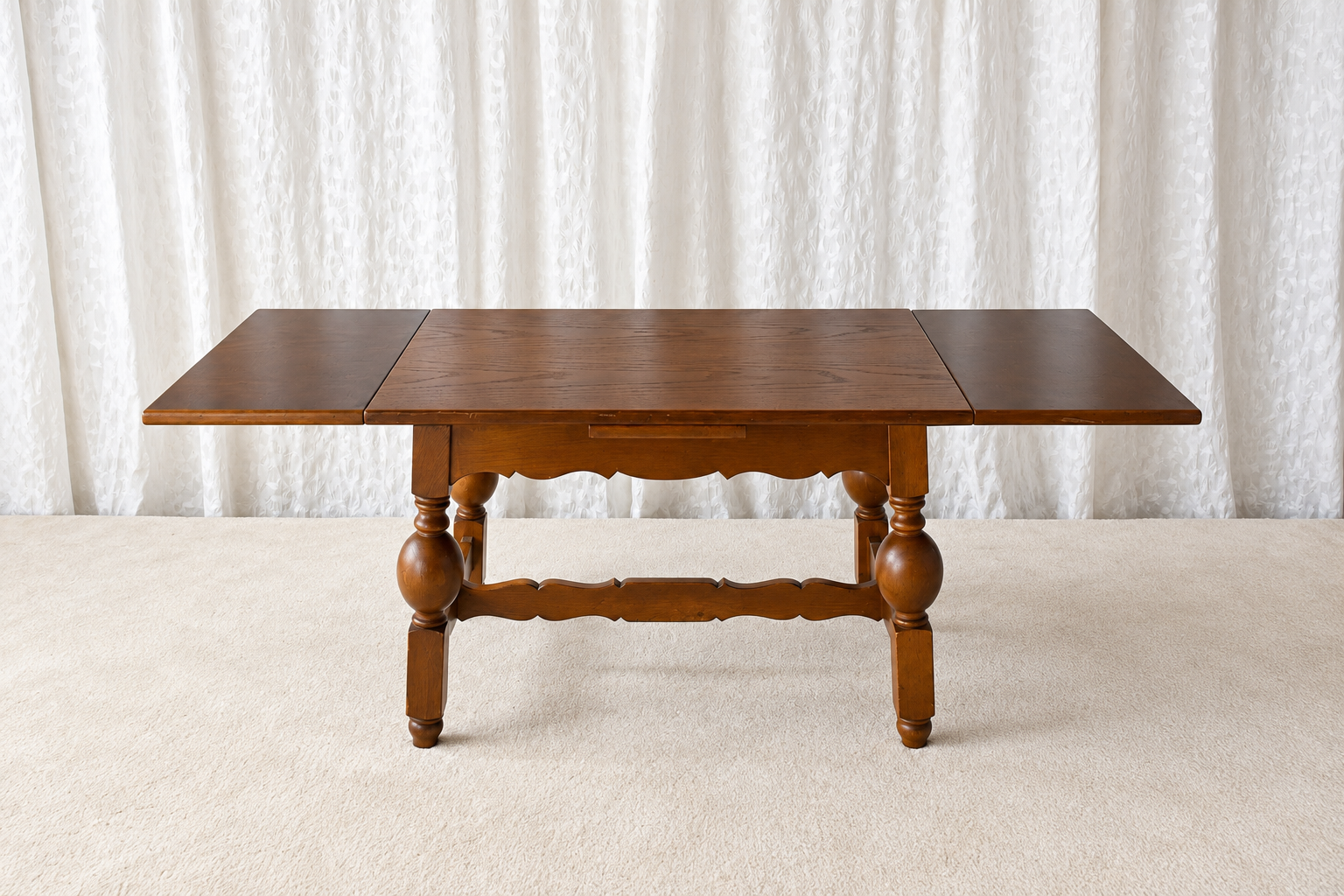 Scandinavian_Modern_Oak_Draw-Leaf_Extending_Coffee_Table_with_Baluster_Legs,_circa_1960s-1970s