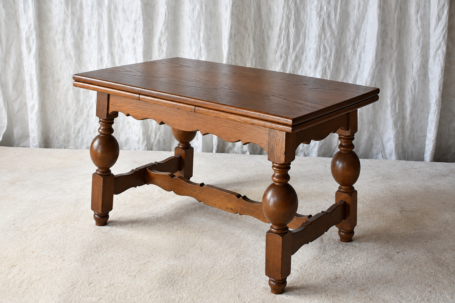 Scandinavian_Modern_Oak_Draw-Leaf_Extending_Coffee_Table_with_Baluster_Legs,_circa_1960s-1970s