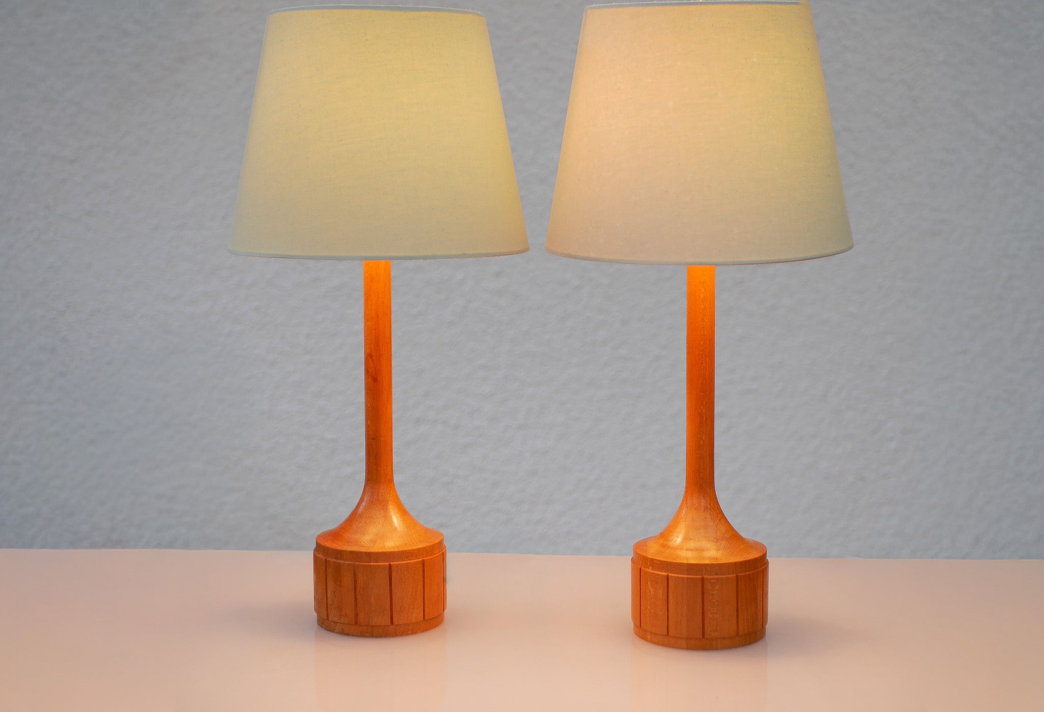 Set_of_2_Oak_Table_Lamps_by_Elpe_Armatur,_Mid_Century_Modern,_1960s,_Sweden