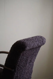 Scandinavian_Minimalist_Wooden_Bench