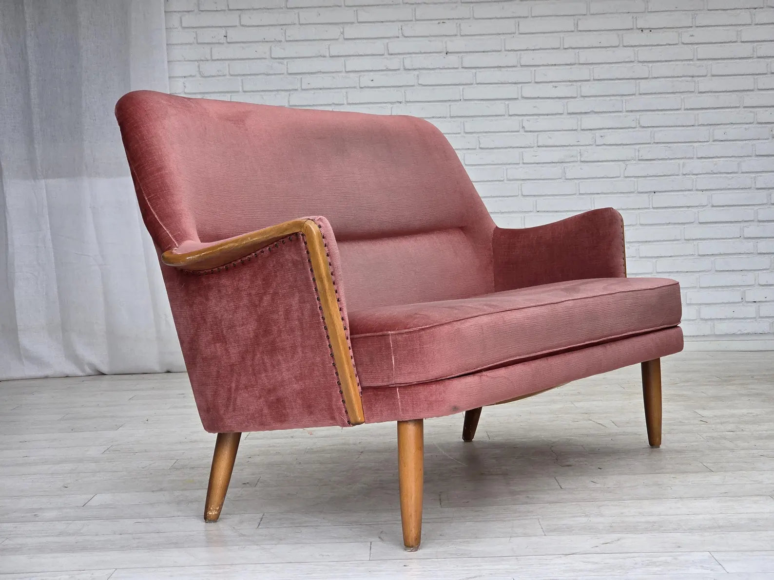 Scandinavian_Two-Seater_Sofa,_1970s_Sweden