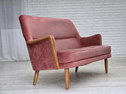 Scandinavian_Two-Seater_Sofa,_1970s_Sweden