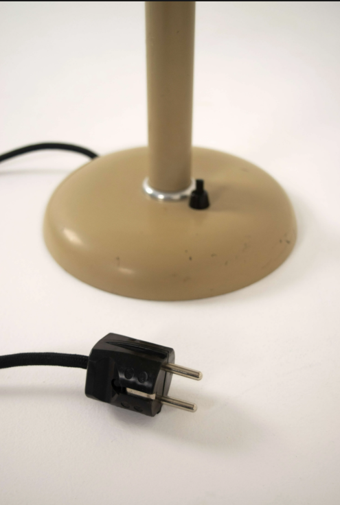 Schröder_2000_Table_Lamp_by_Max_Schumacher,_Germany_1930s