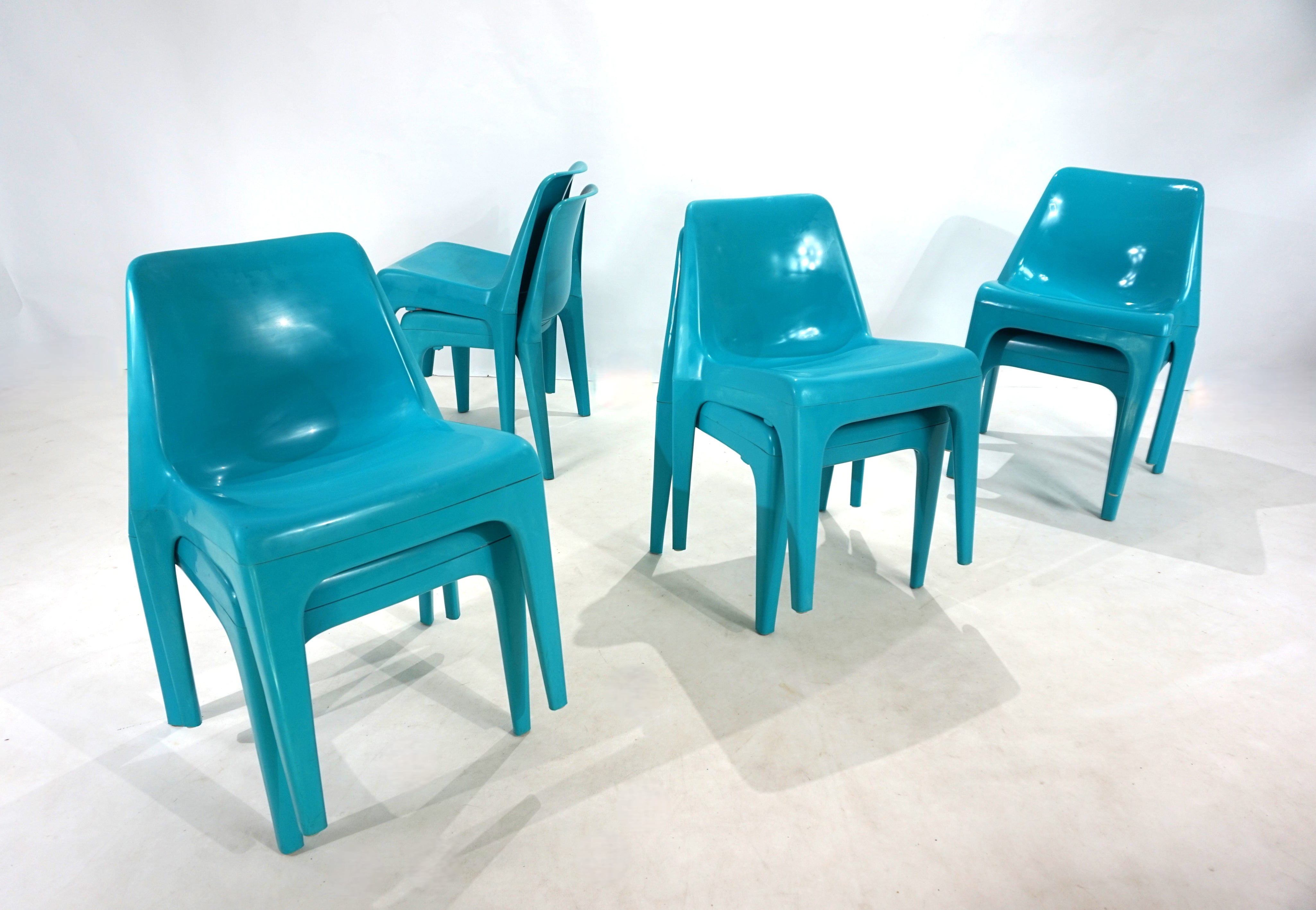 Schröder_&_Henzelmann_Space_Age_Chair_Model_4973,_1970