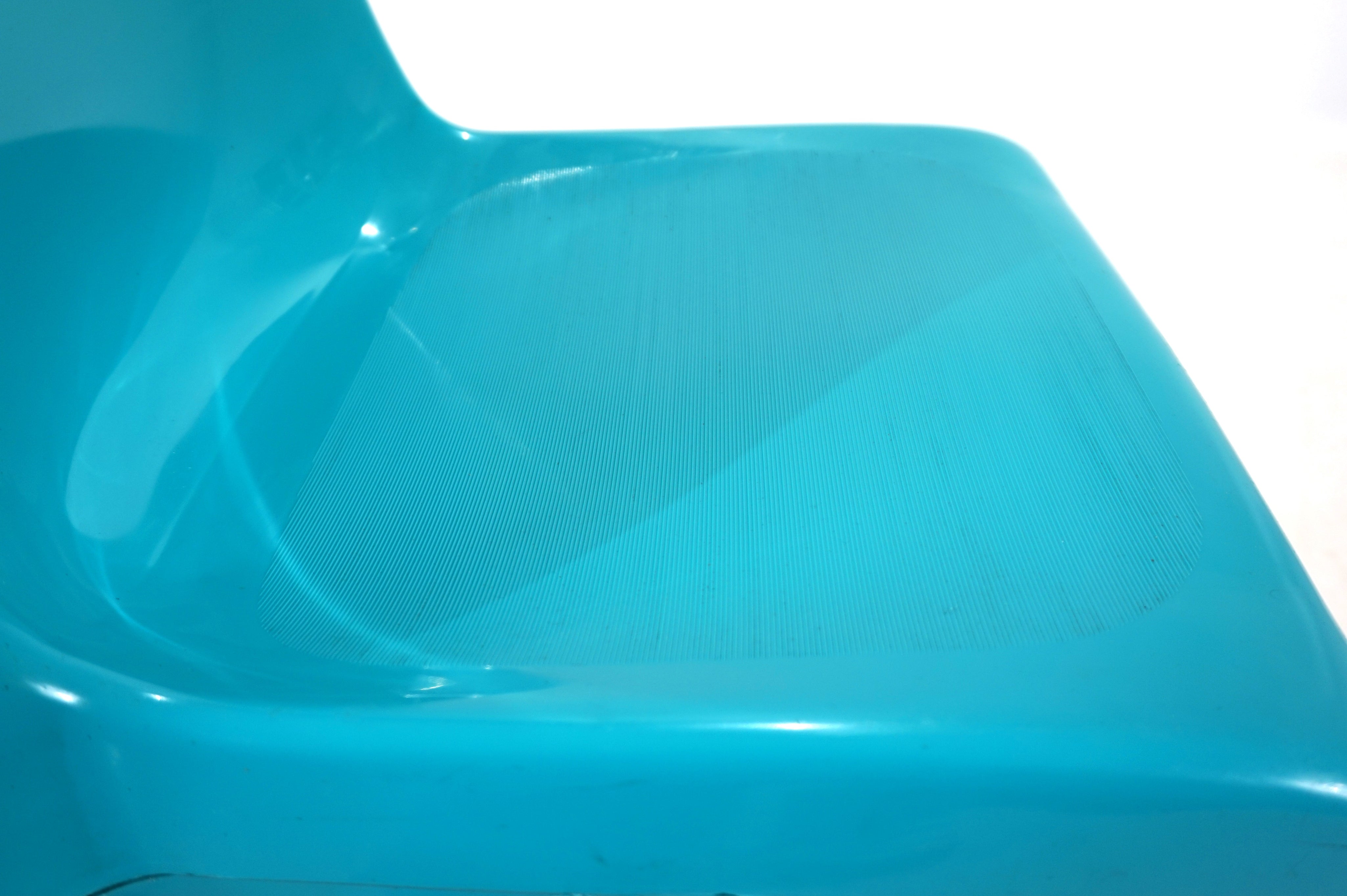 Schröder_&_Henzelmann_Space_Age_Chair_Model_4973,_1970