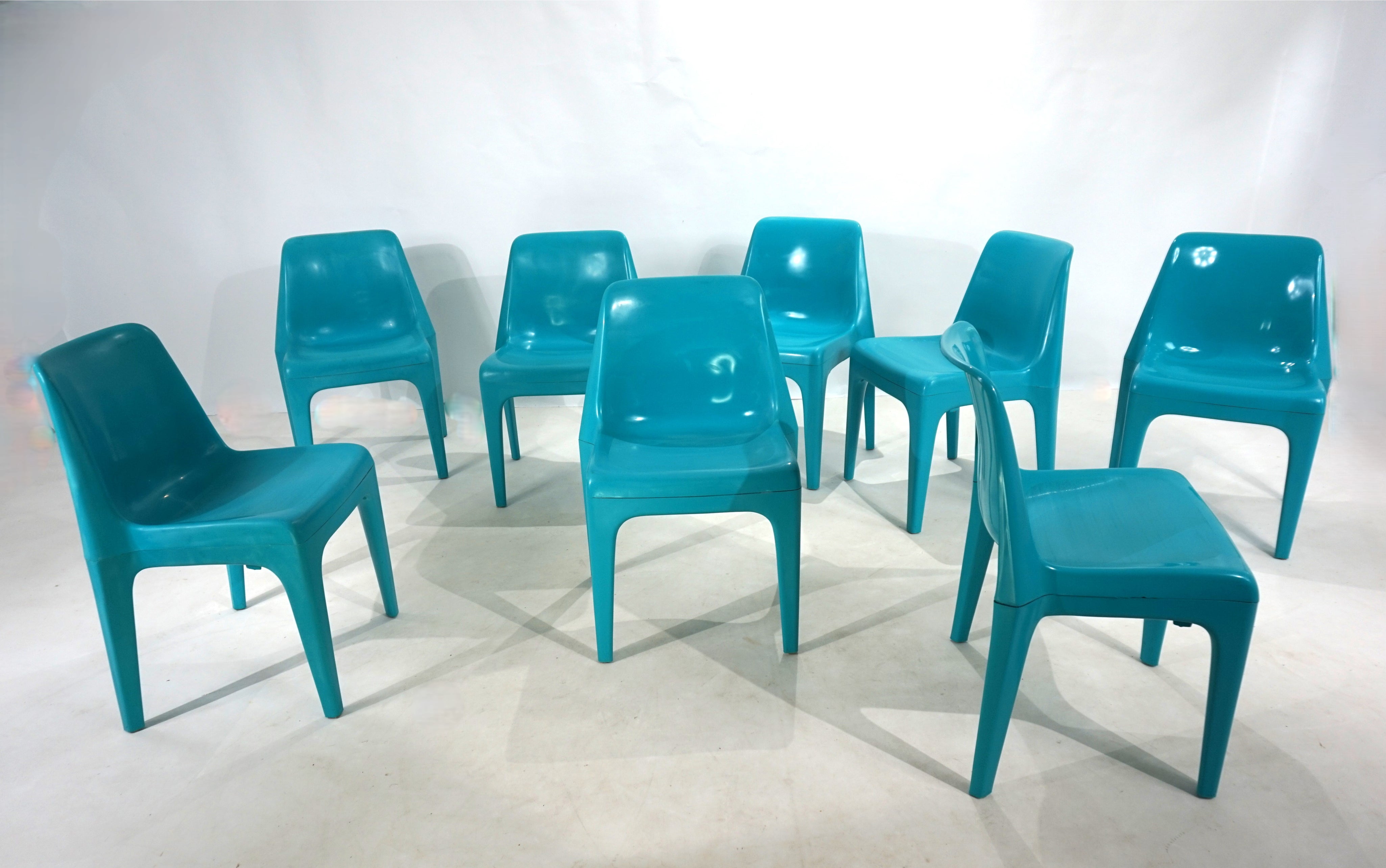Schröder_&_Henzelmann_Space_Age_Chair_Model_4973,_1970