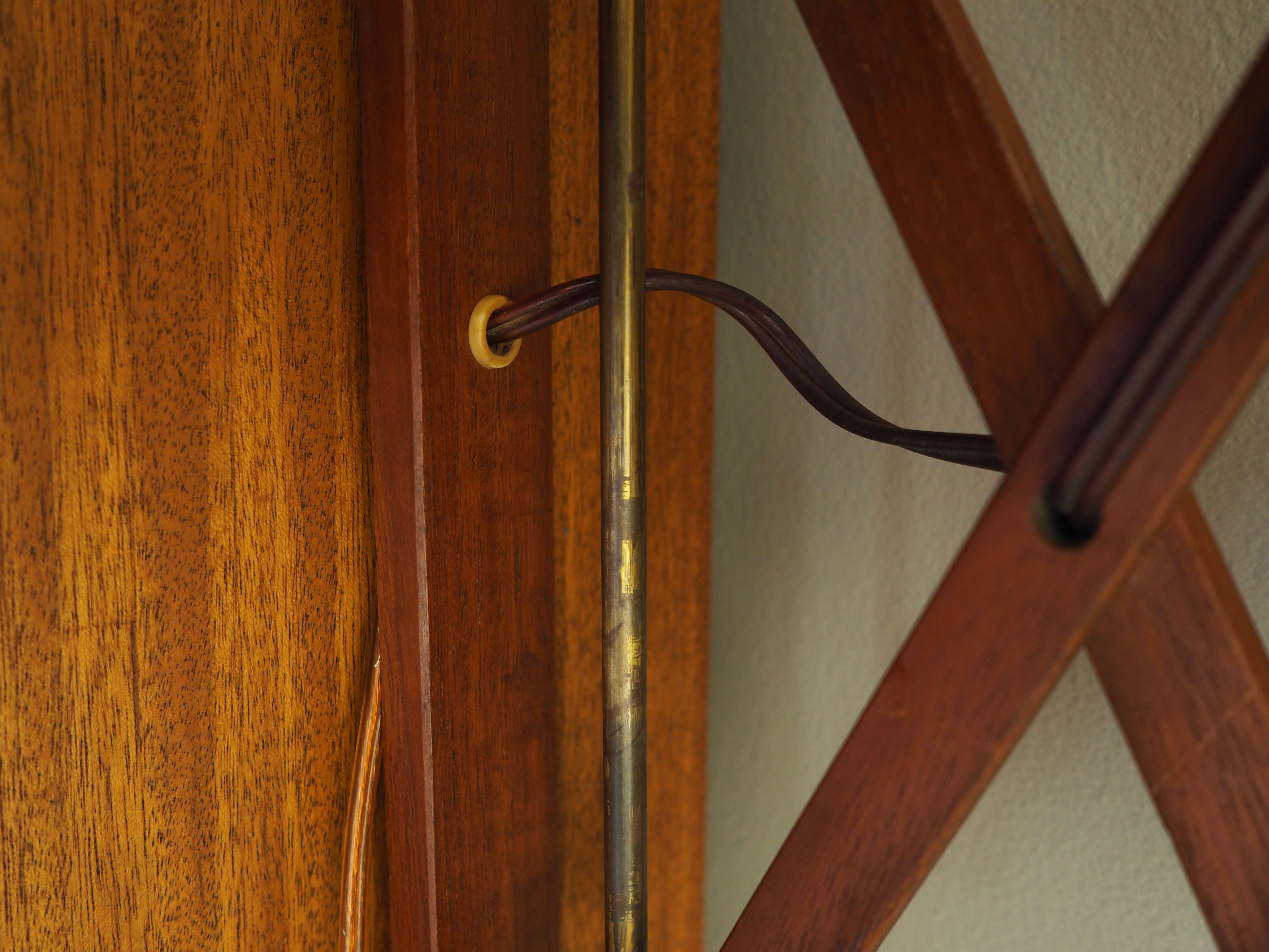 Lyfa_Teak_Scissor_Wall_Lamp,_1970s,_Denmark