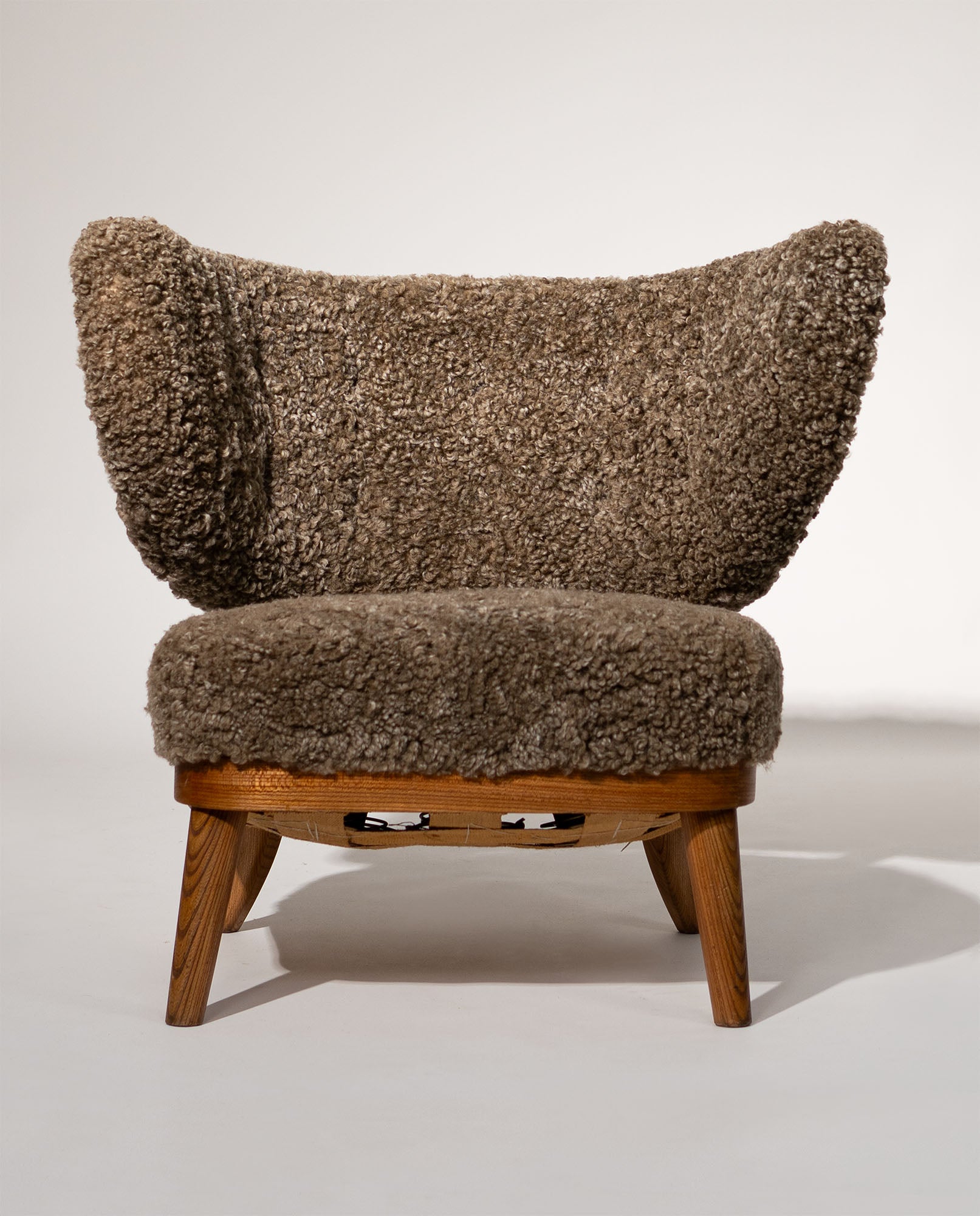 Otto_Schulz_Sculptural_Lounge_Chair,_1930,_Sweden