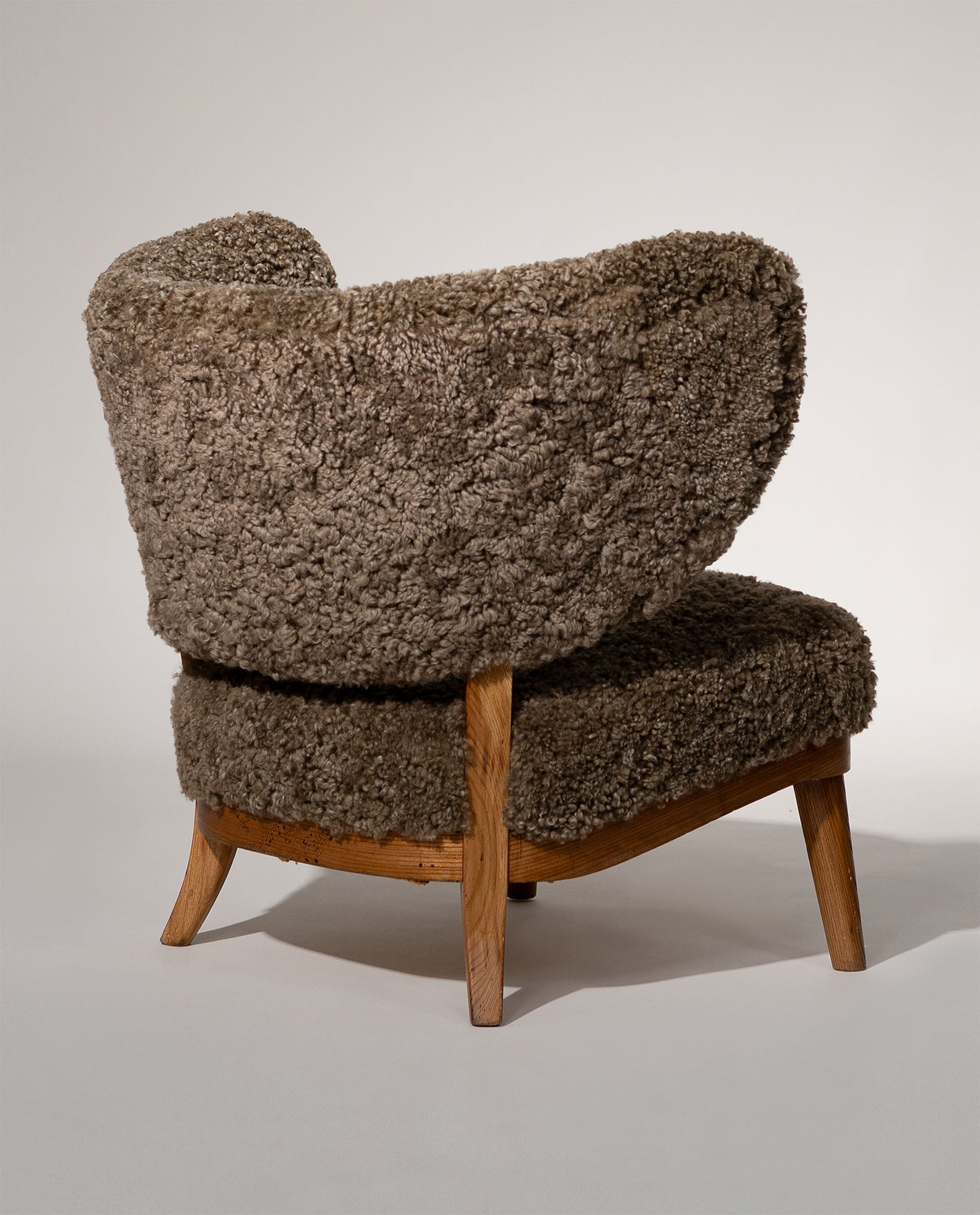 Otto_Schulz_Sculptural_Lounge_Chair,_1930,_Sweden