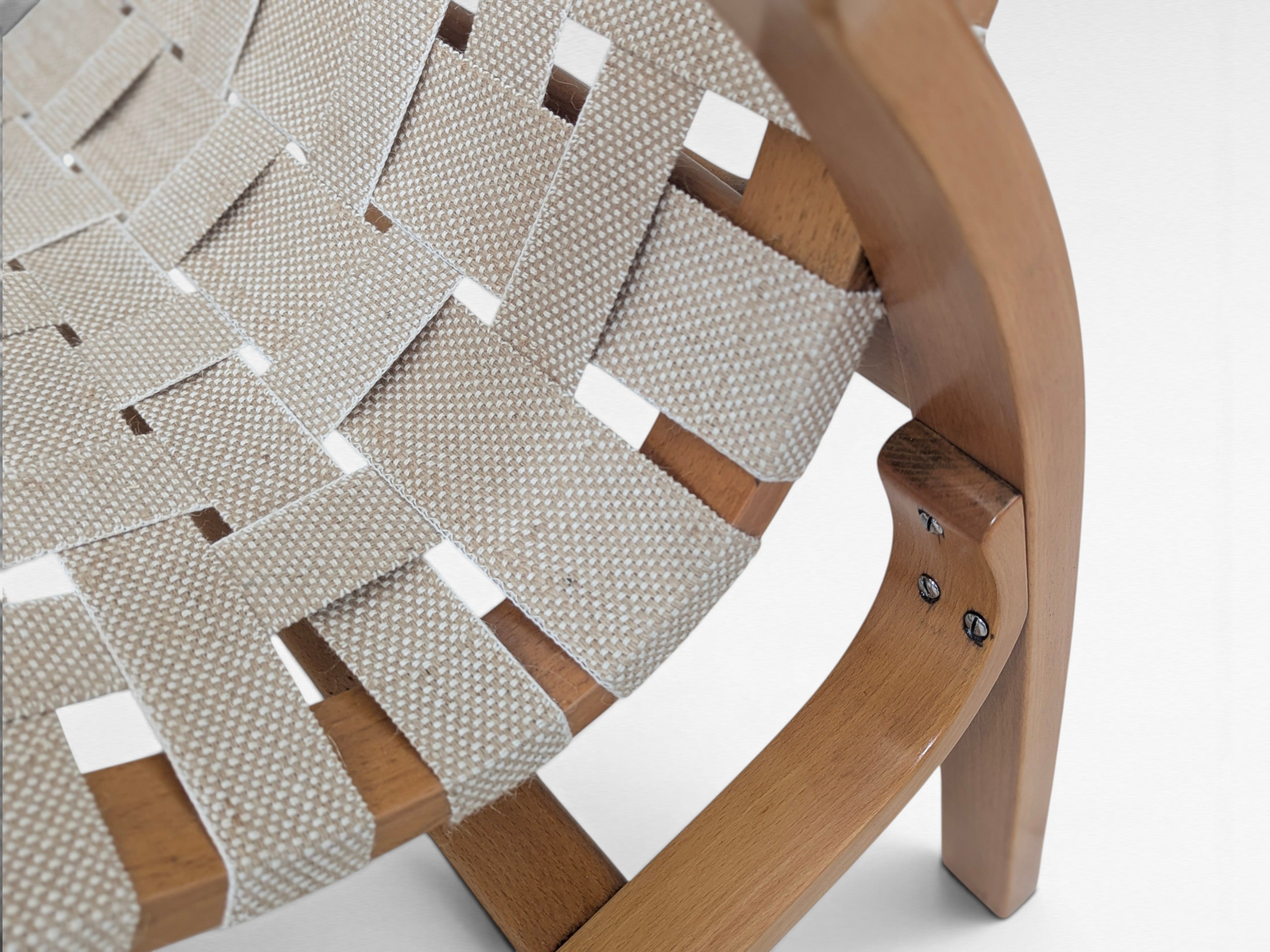Functionalist_Bentwood_Lounge_Chair_by_Jan_Vaněk_with_Ivory_Woven_Straps,_Czechoslovakia,_1930s