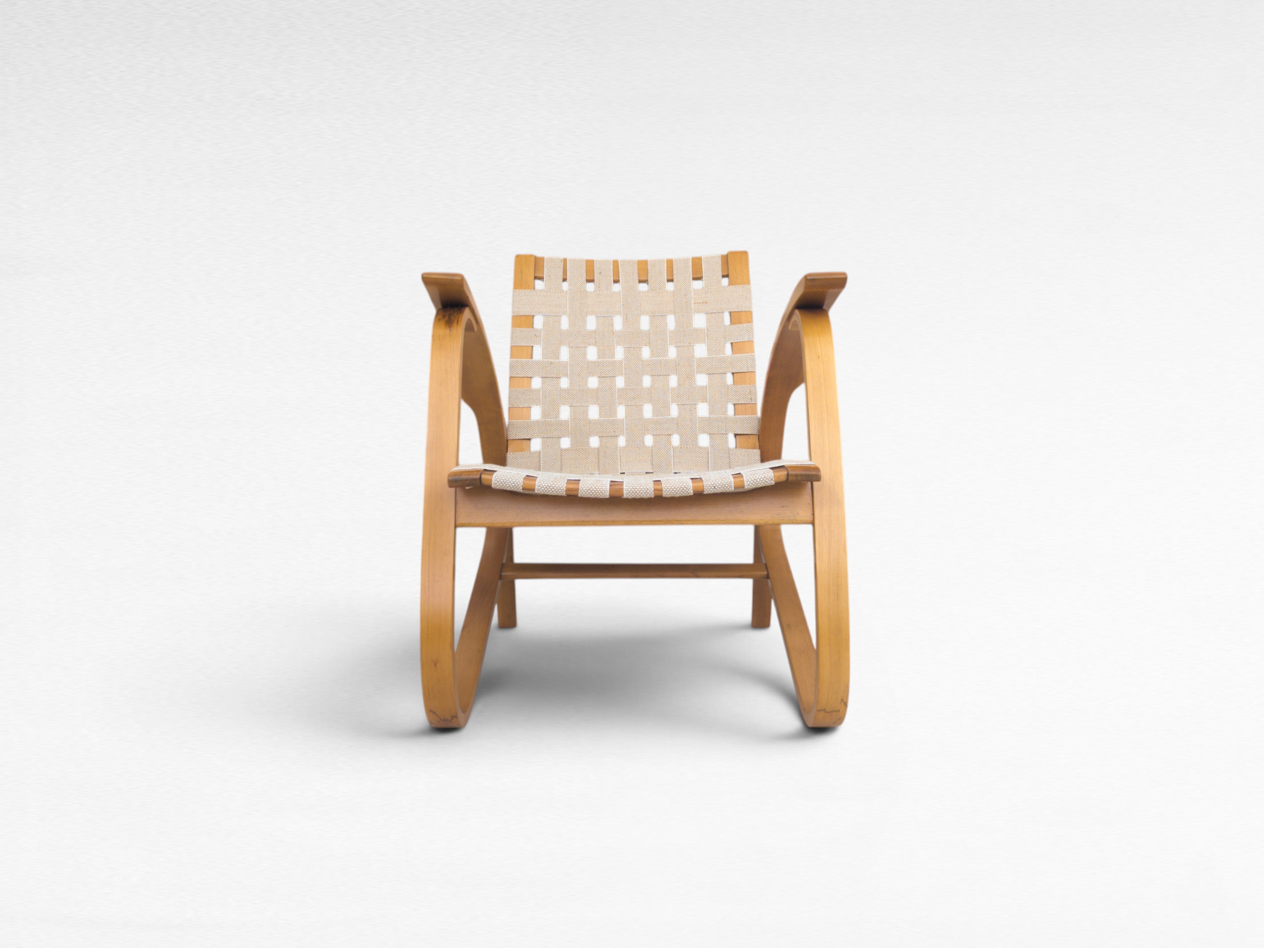 Functionalist_Bentwood_Lounge_Chair_by_Jan_Vaněk_with_Ivory_Woven_Straps,_Czechoslovakia,_1930s