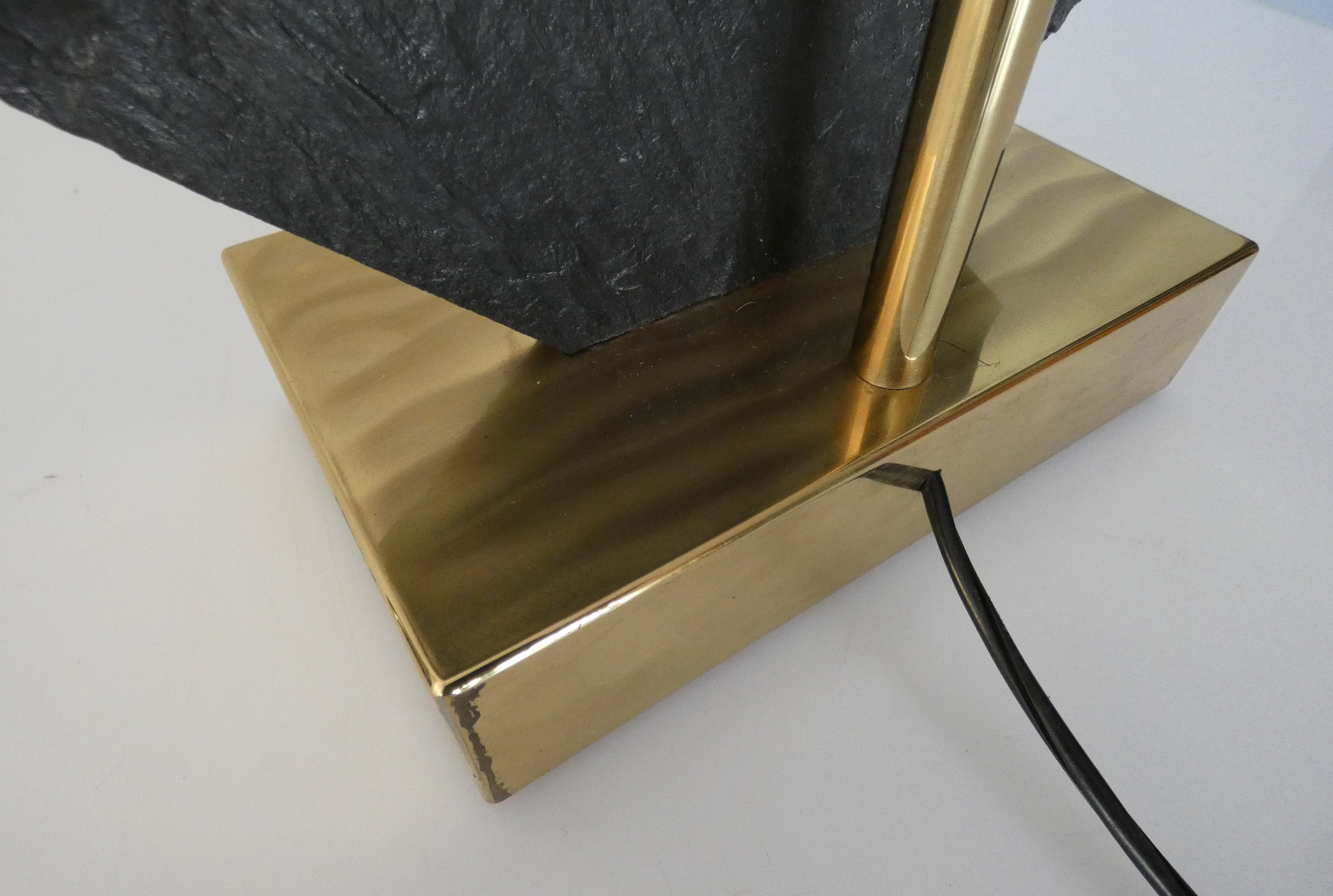 Sculptural_Brass_Fish_and_Black_Stone_Lamp,_1970s