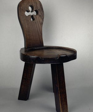 Sculptural_Brutalist_Oak_Tripod_Stool,_1960s,_Europe