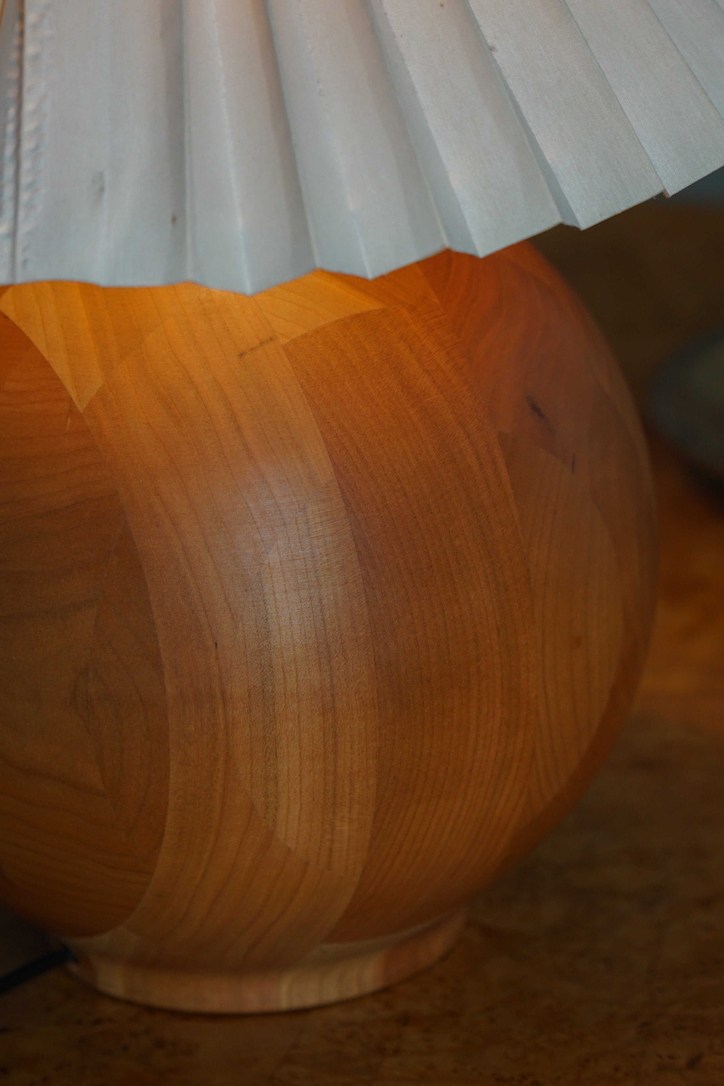 Sculptural_Dark_Wood_Sphere_Table_Lamp,_1980