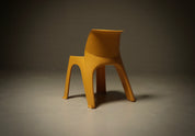 Space_Age_Monobloc_Chair_in_Yellow_ABS_Plastic,_1970s,_Europe