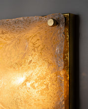 Sculptural_Murano_Glass_Wave_Wall_Lamp_with_Brass_Backplate,_Italy