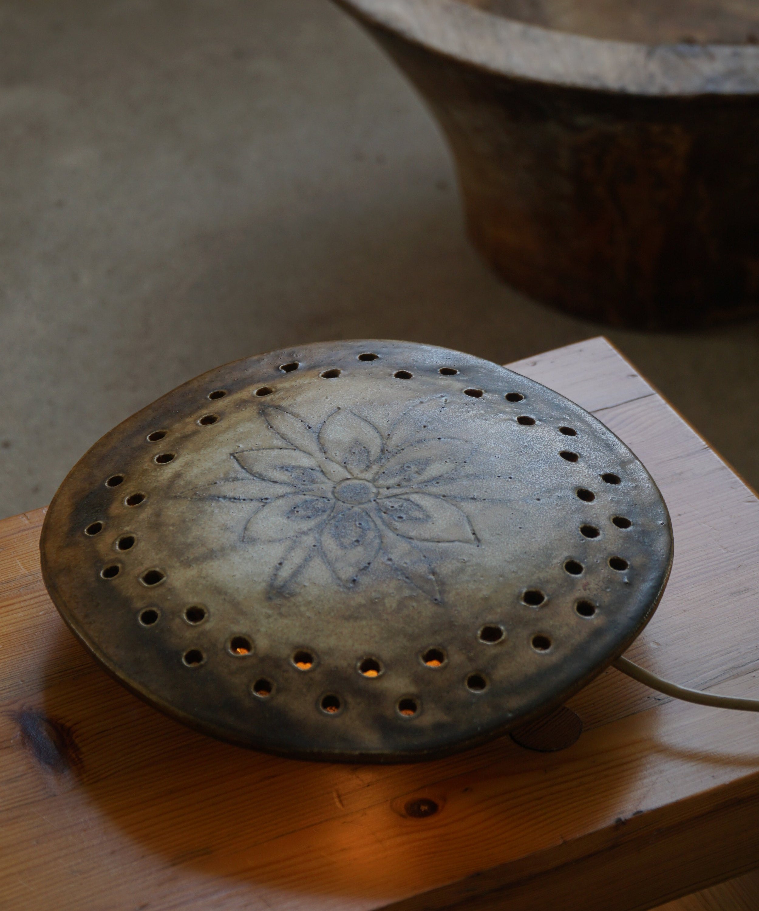 Sculptural_Organic_Danish_Ceramic_Wall_Sconce