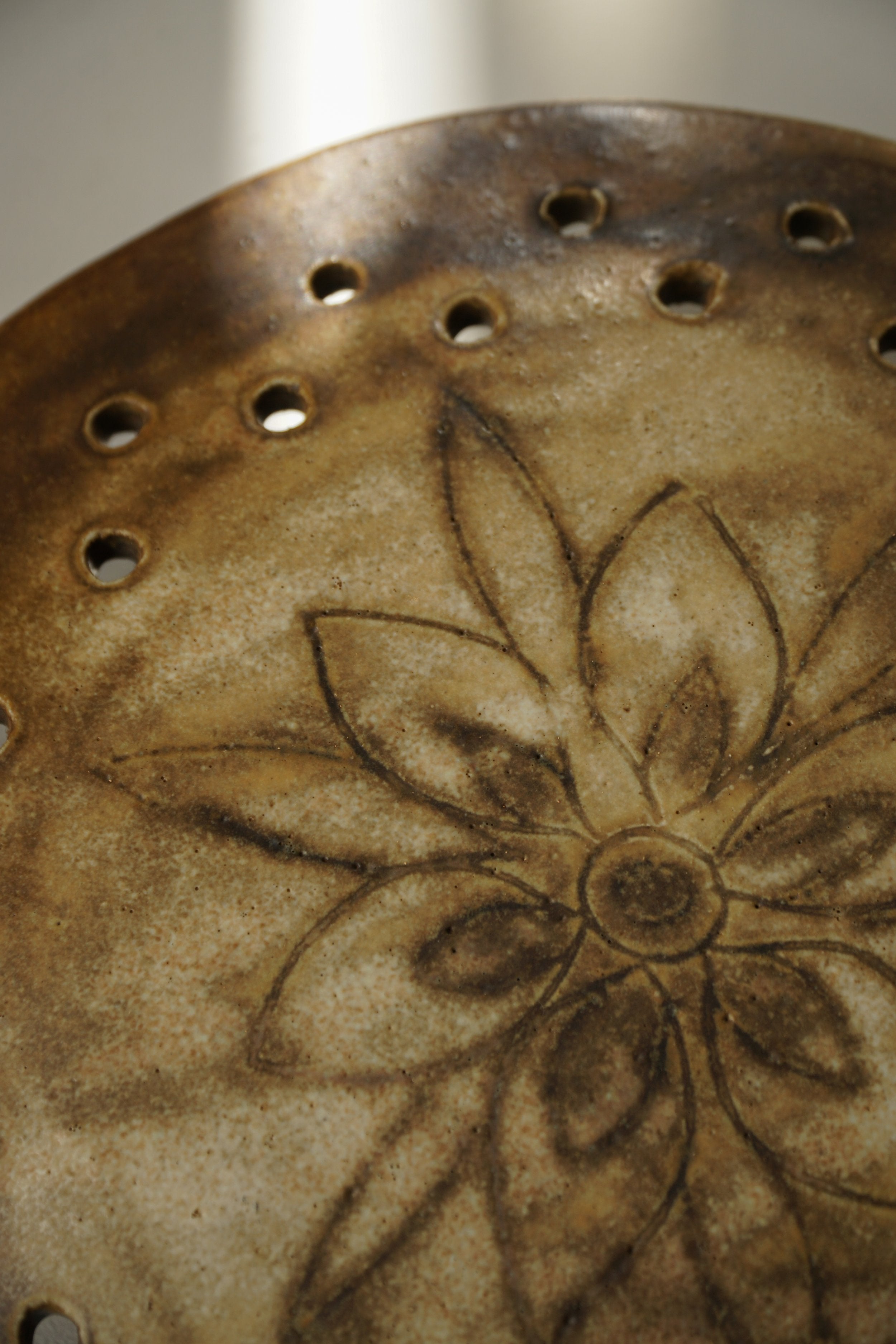 Sculptural_Organic_Danish_Ceramic_Wall_Sconce