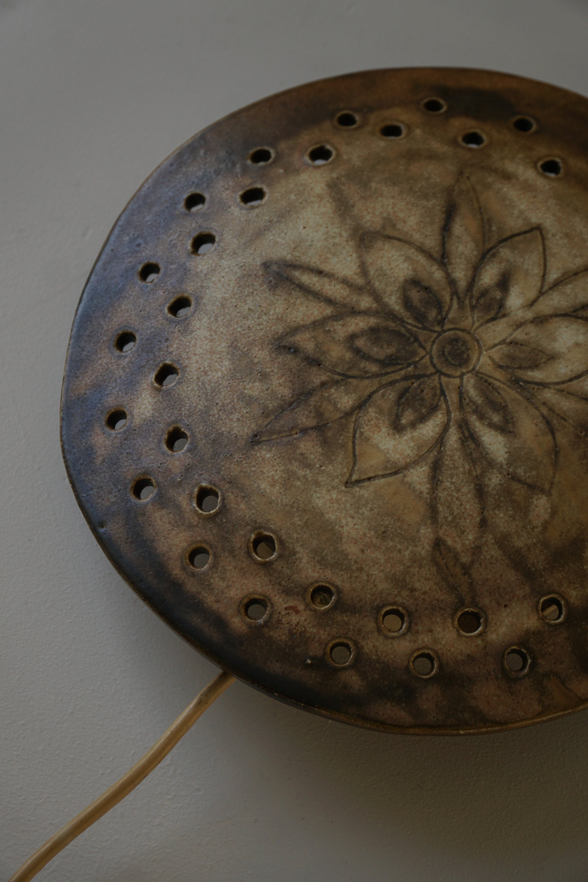 Sculptural_Organic_Danish_Ceramic_Wall_Sconce