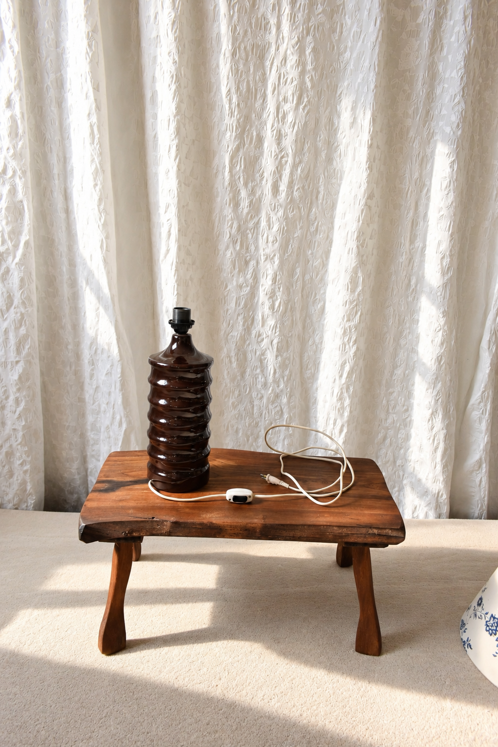 Hungarian_Modernist_Sculptural_Ceramic_Table_Lamp_in_Dark_Brown_Glaze_with_Original_Label,_1970s