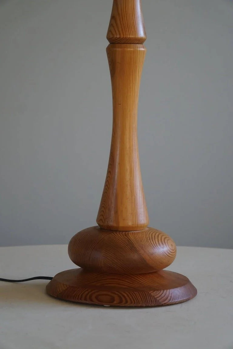 Sculptural_Scandinavian_Modern_Floor_Lamp_in_Solid_Pine,_1970s