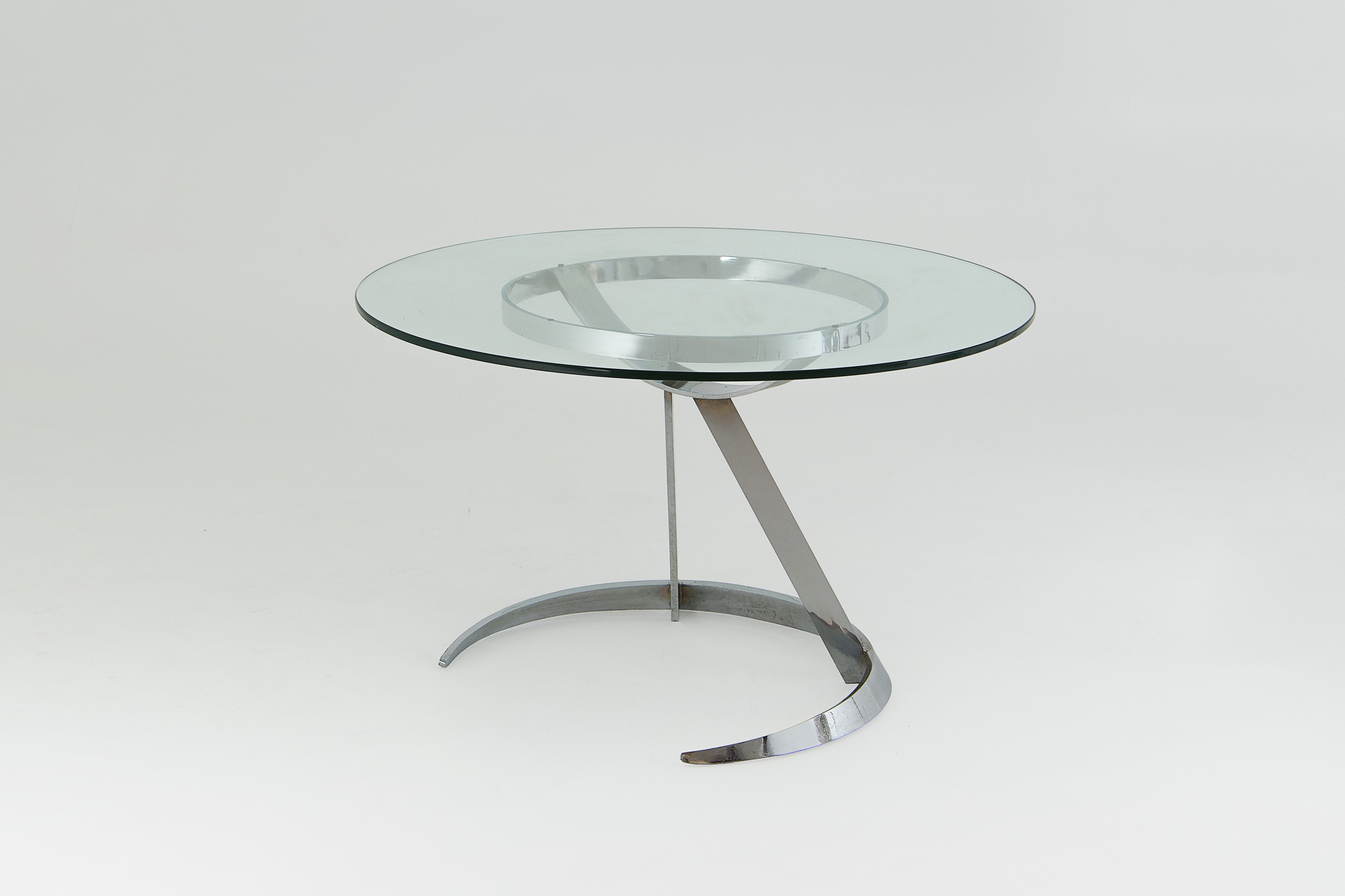 Scimitar_Dining_Set_by_Boris_Tabacoff_for_MMM,_Chrome_and_Bouclé_Dining_Suite,_France,_1971