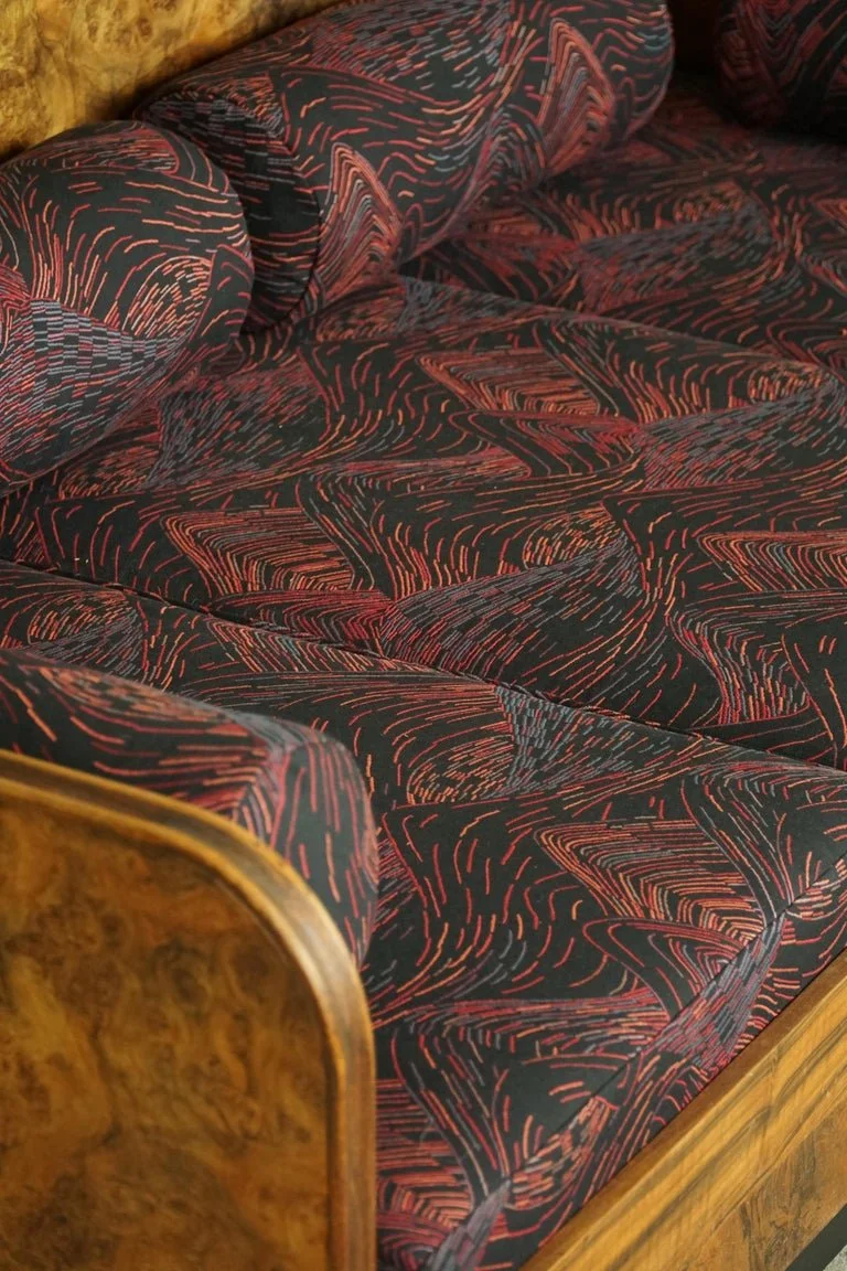 Sculptural_Sofa_in_Nutwood_&_Burl,_Art_Deco,_Swedish_Cabinetmaker,_1940s