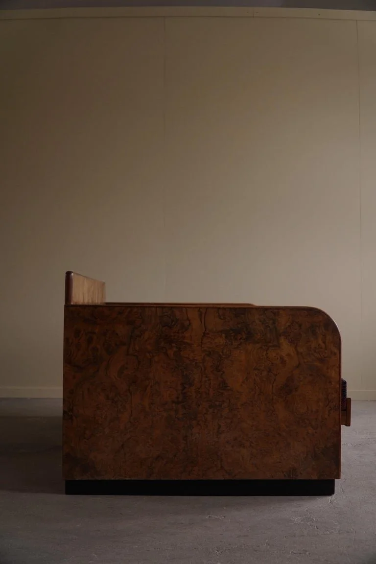Sculptural_Sofa_in_Nutwood_&_Burl,_Art_Deco,_Swedish_Cabinetmaker,_1940s