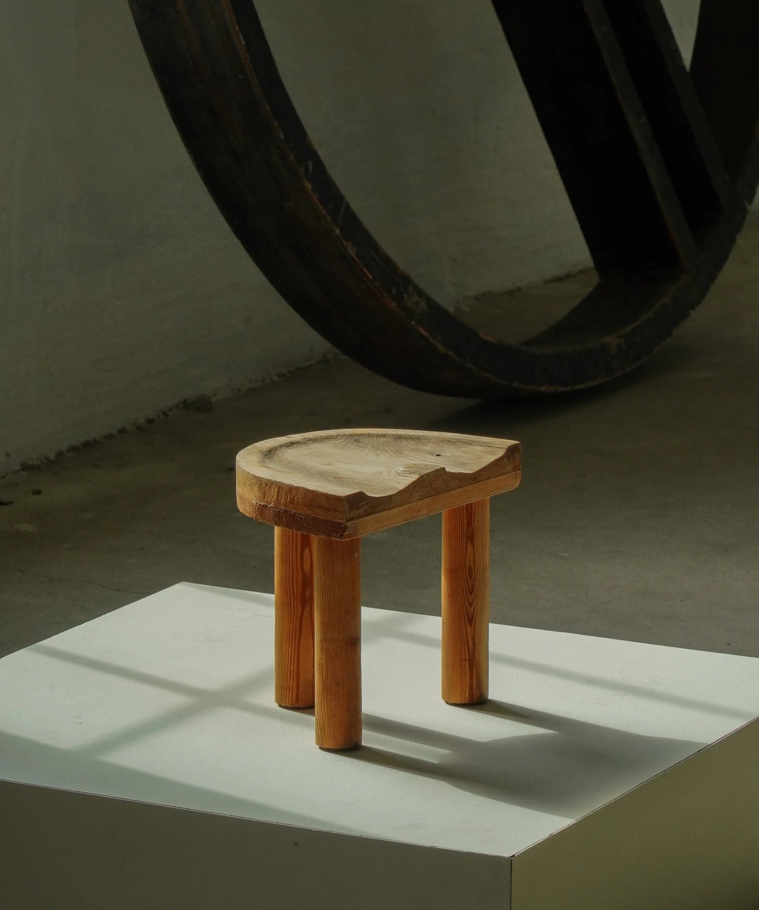 Sculptural_Swedish_Folk_Art_Pine_Stool,_Mid_Century,_1950s