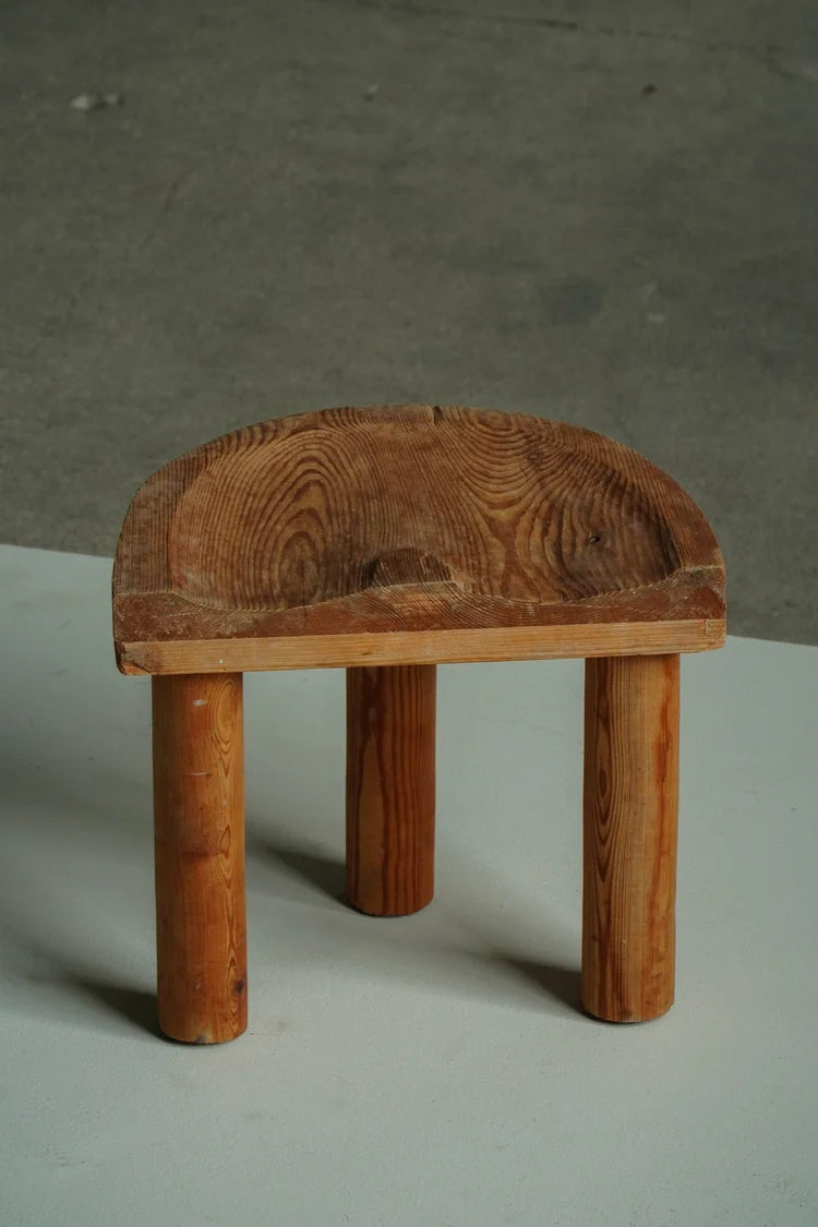 Sculptural_Swedish_Folk_Art_Pine_Stool,_Mid_Century,_1950s