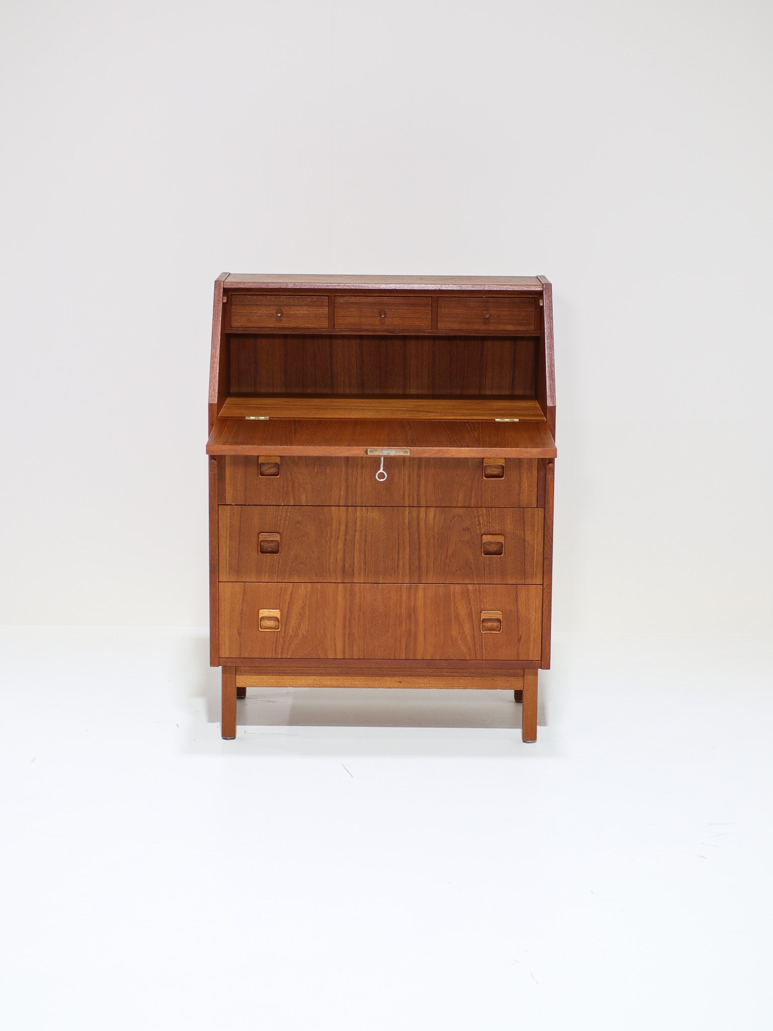 Secretary_desk_Danish_vintage_teakwood_1960s