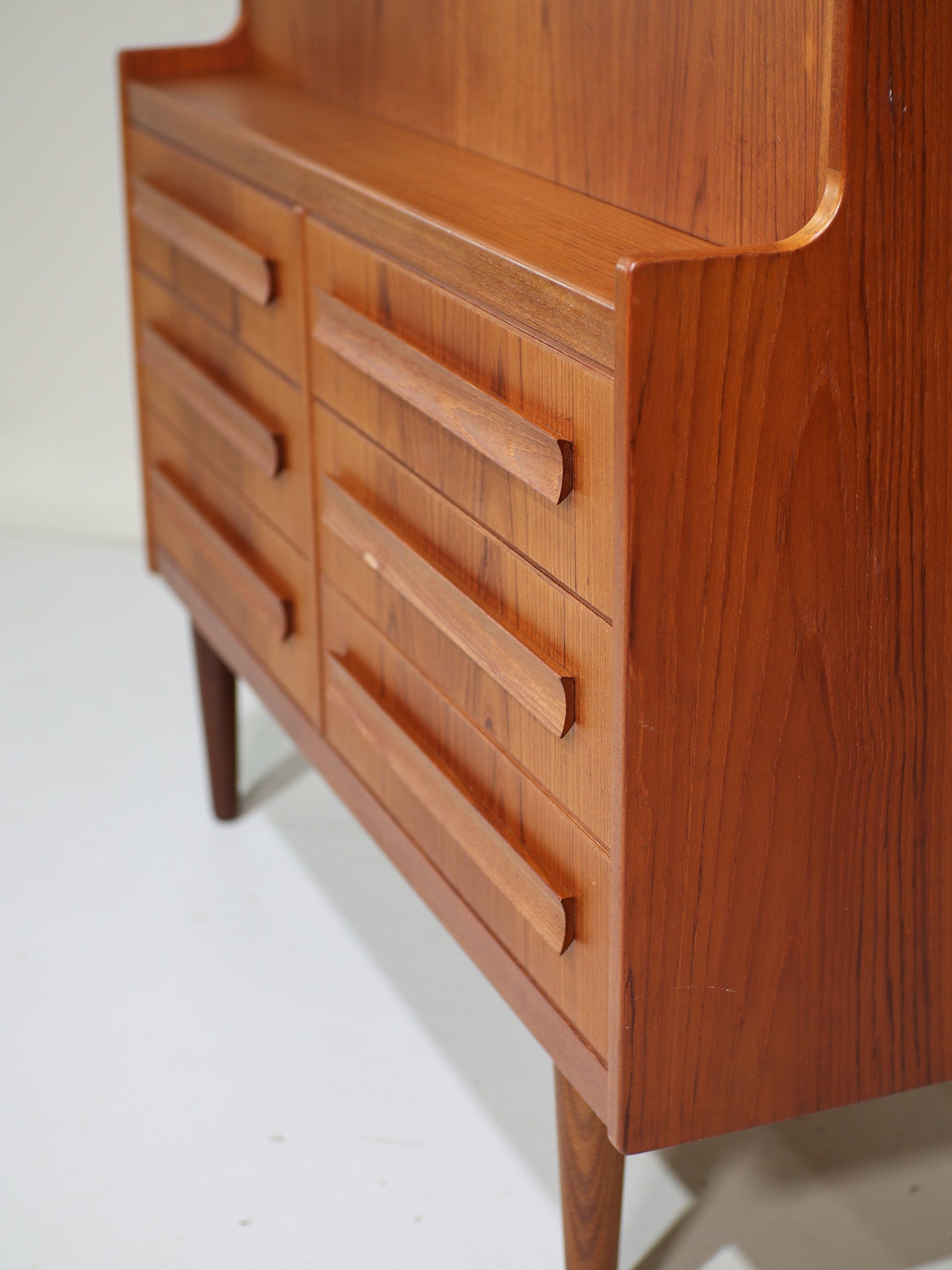 Secretary_Sigfred_Omann_Ølholm_teak_Danish_vintage