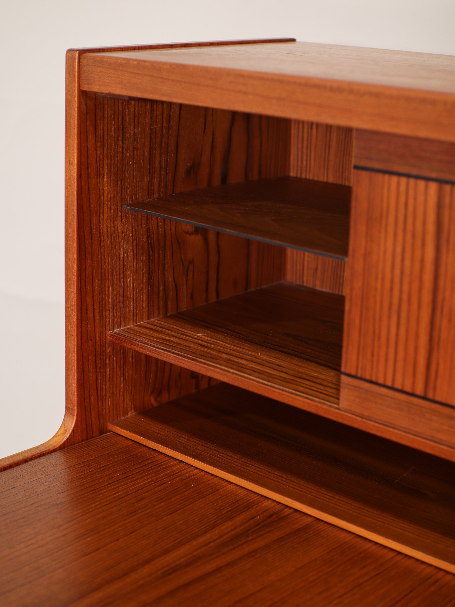 Secretary_Sigfred_Omann_Ølholm_teak_Danish_vintage