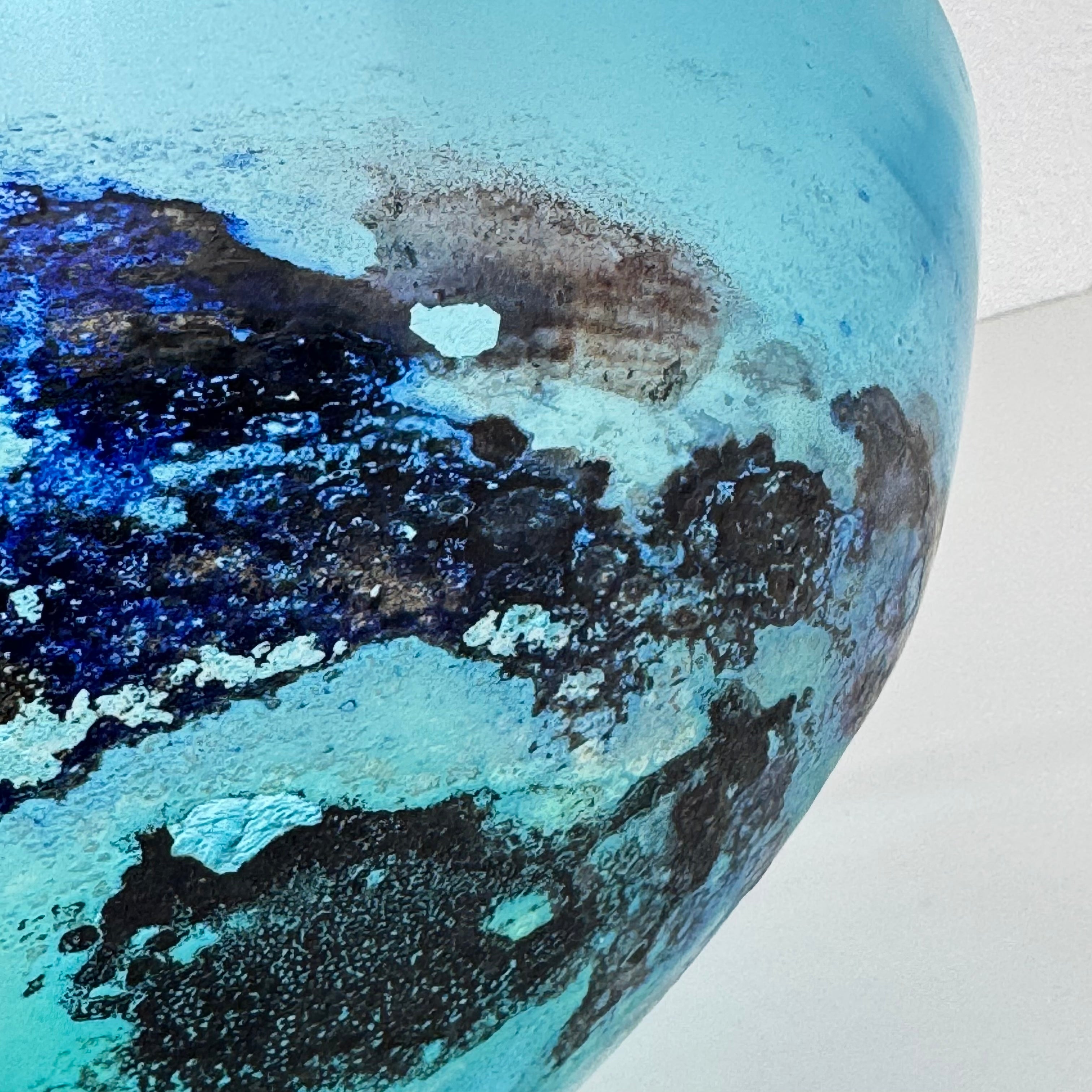 1980s_Murano_Glass_Centerpiece_Bowl_by_Seguso_Vetri_d’Arte,_Signed_and_Labelled