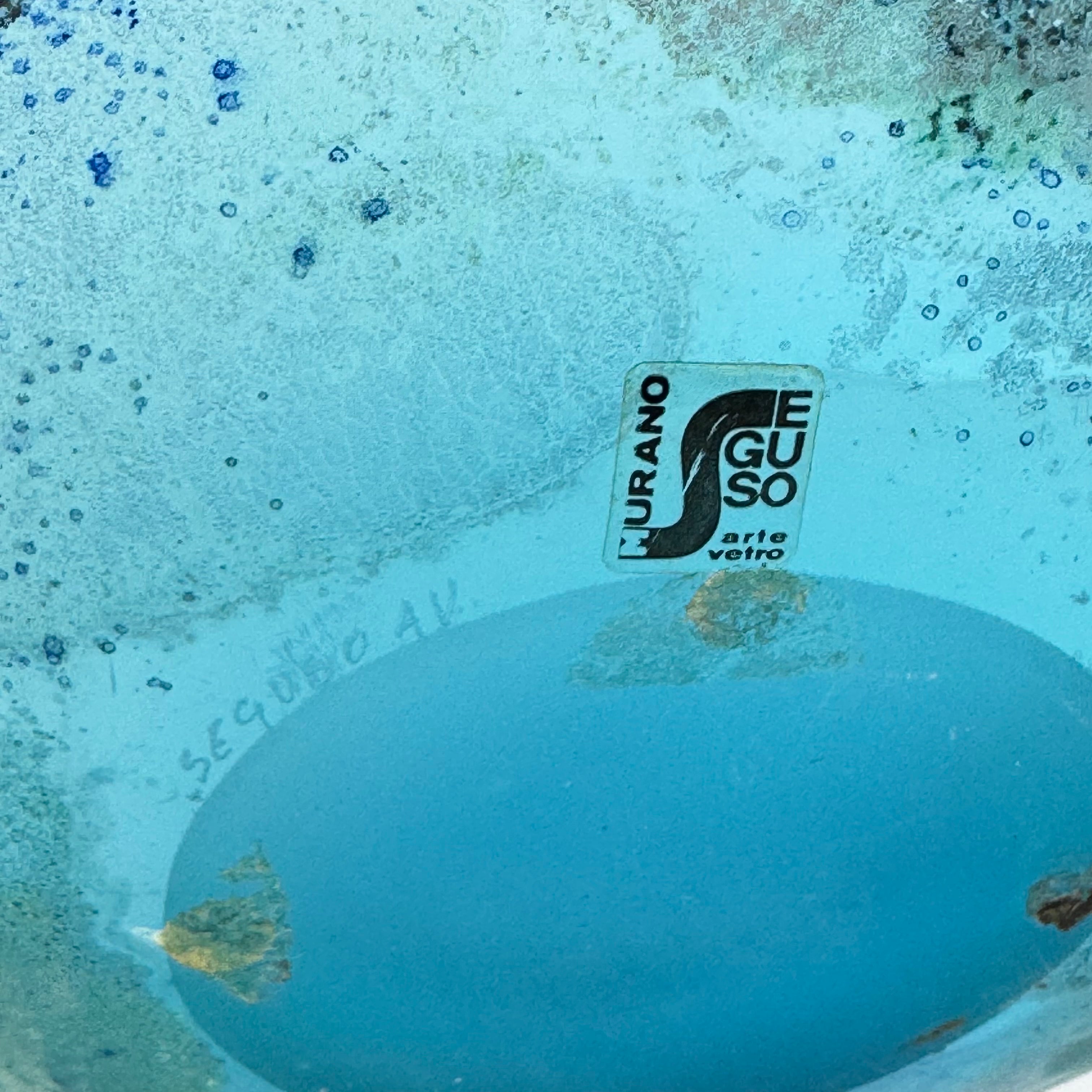 1980s_Murano_Glass_Centerpiece_Bowl_by_Seguso_Vetri_d’Arte,_Signed_and_Labelled