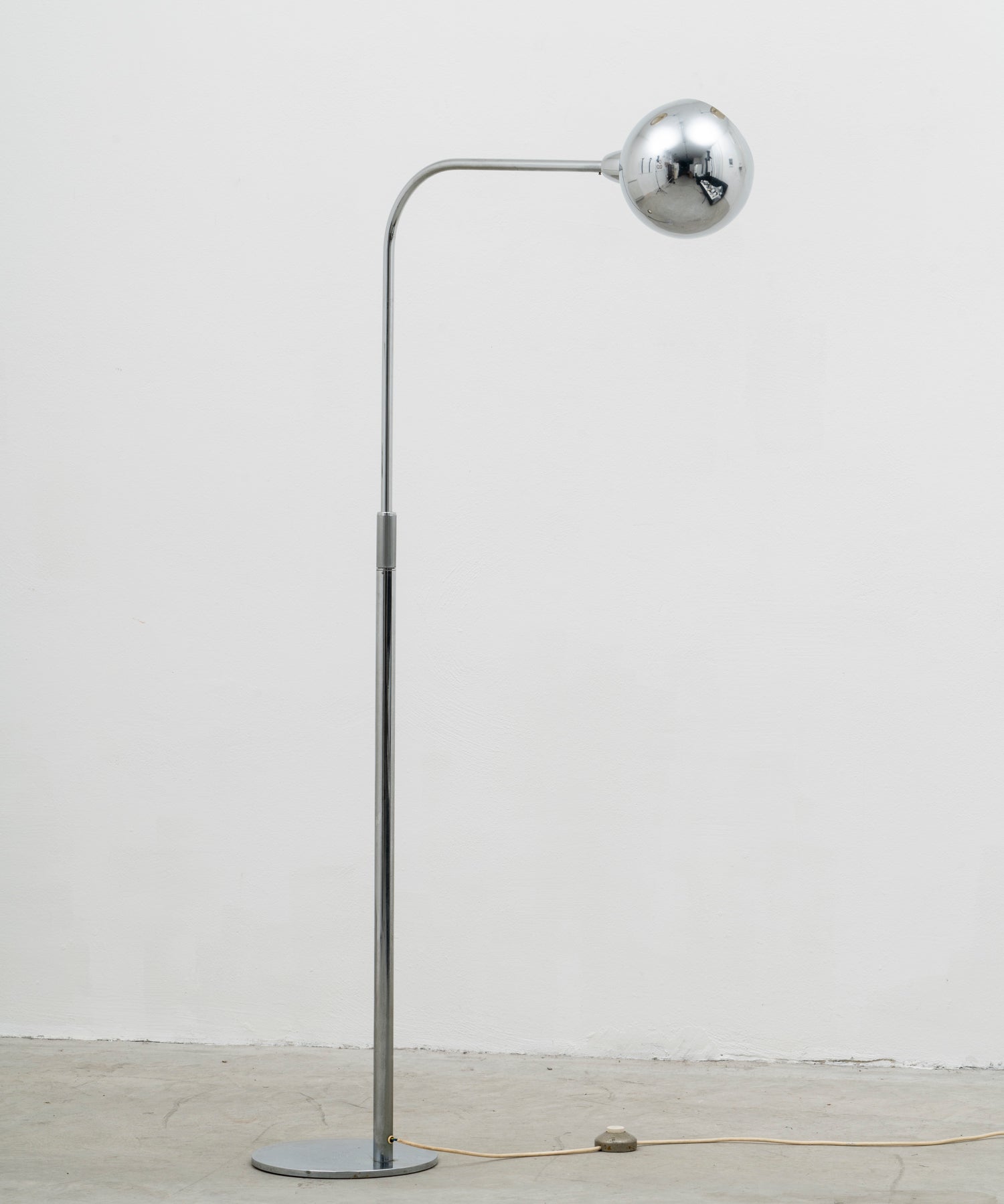 Sergio_Asti_'Venticinque_Senior'_reading_lamp,_Candle,_1960s