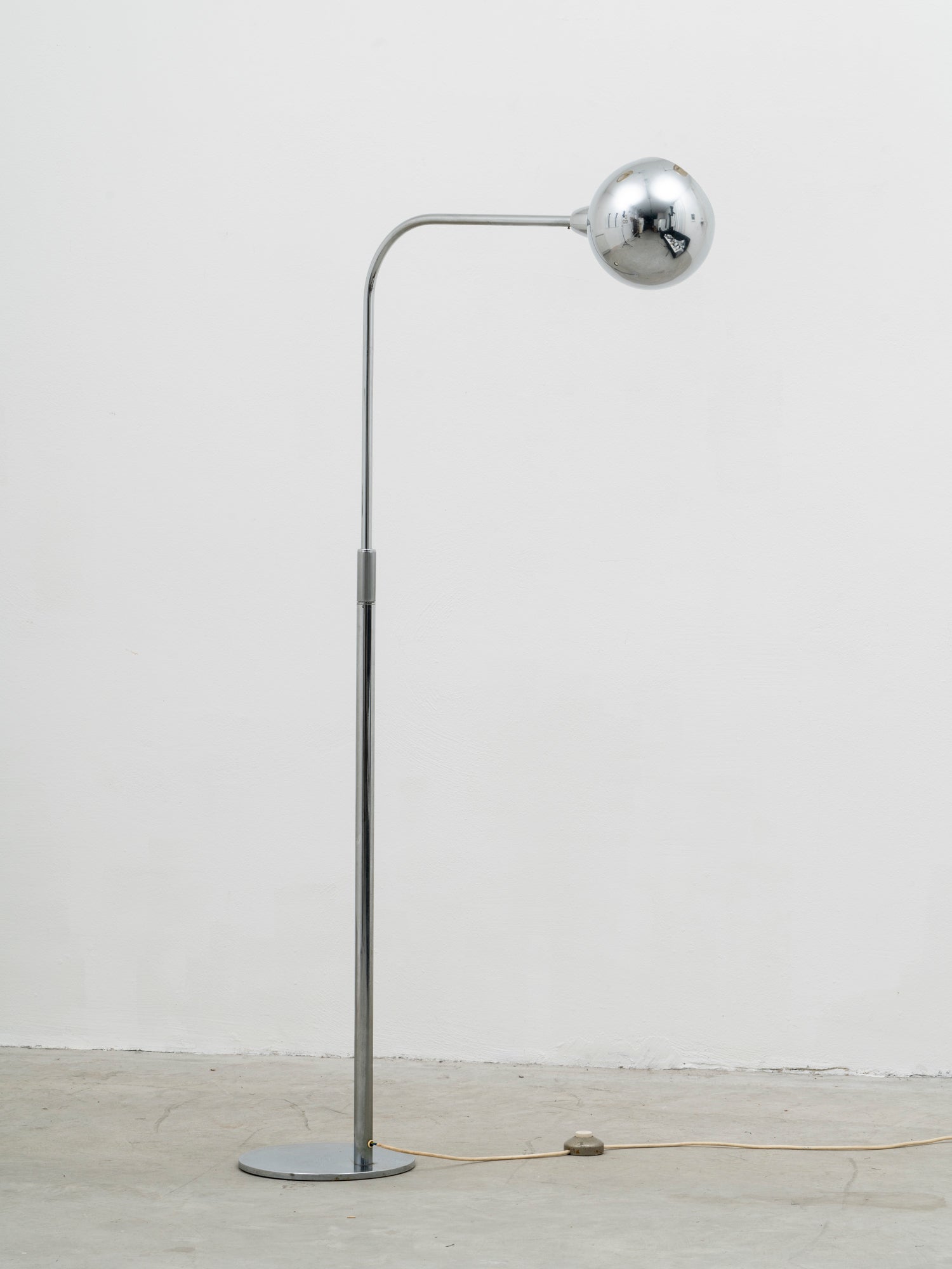 Sergio_Asti_'Venticinque_Senior'_reading_lamp,_Candle,_1960s