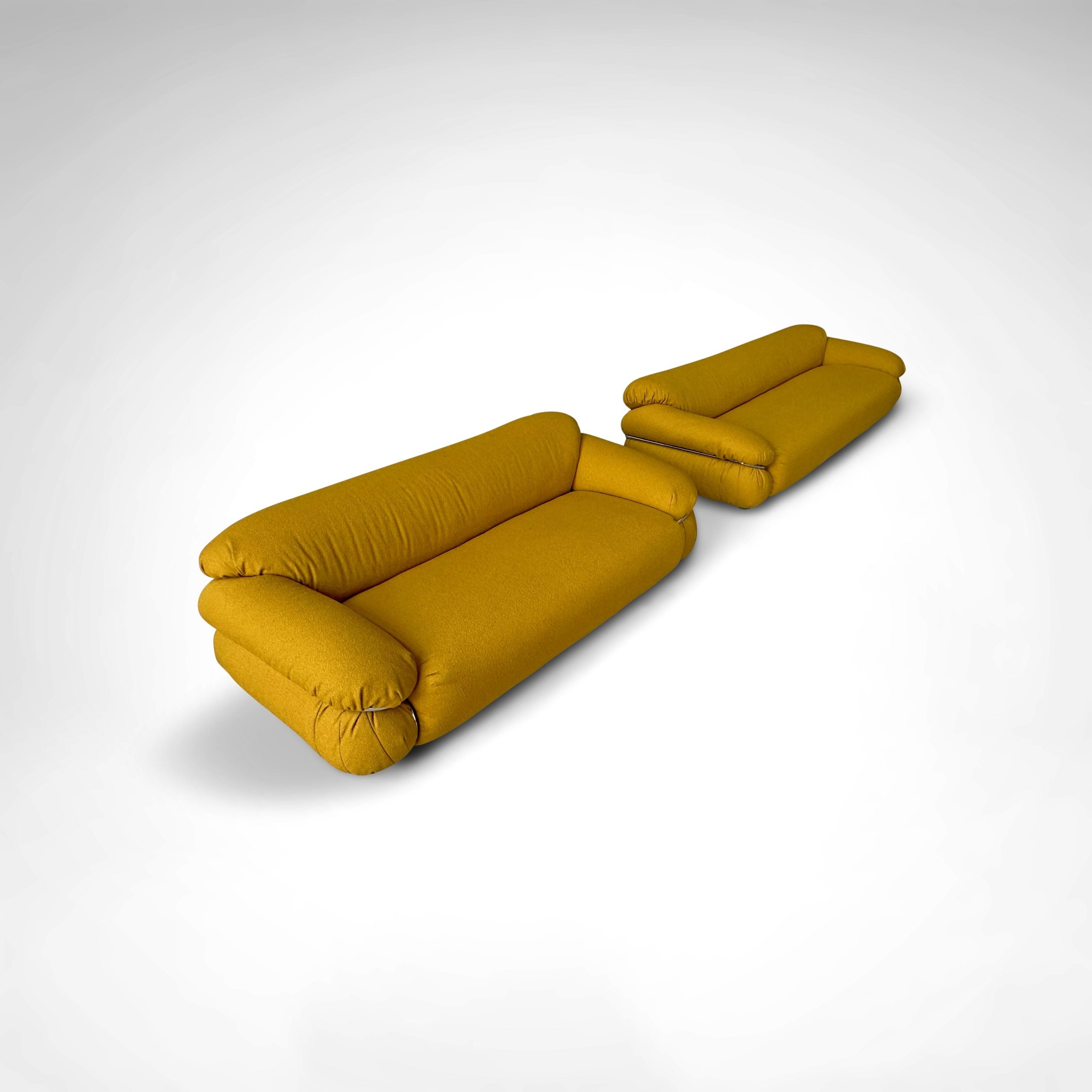 Sesann_yellow_bouclé_3-seater_sofa_by_Gianfranco_Frattini_for_Cassina