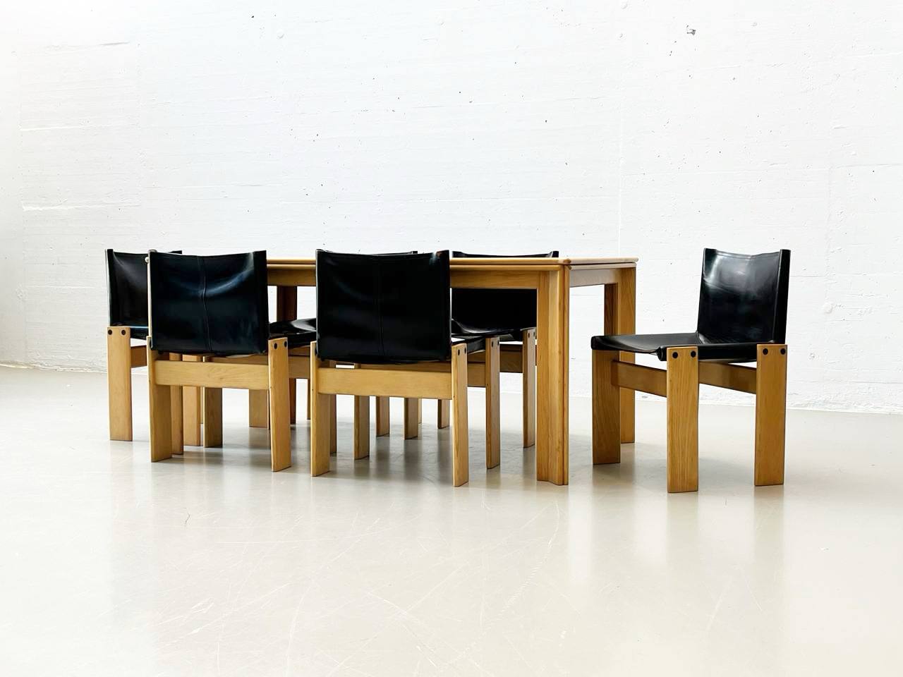 Set_of_6_Monk_chairs_and_table_by_Afra_and_Tobia_Scarpa_for_Molteni,_1973