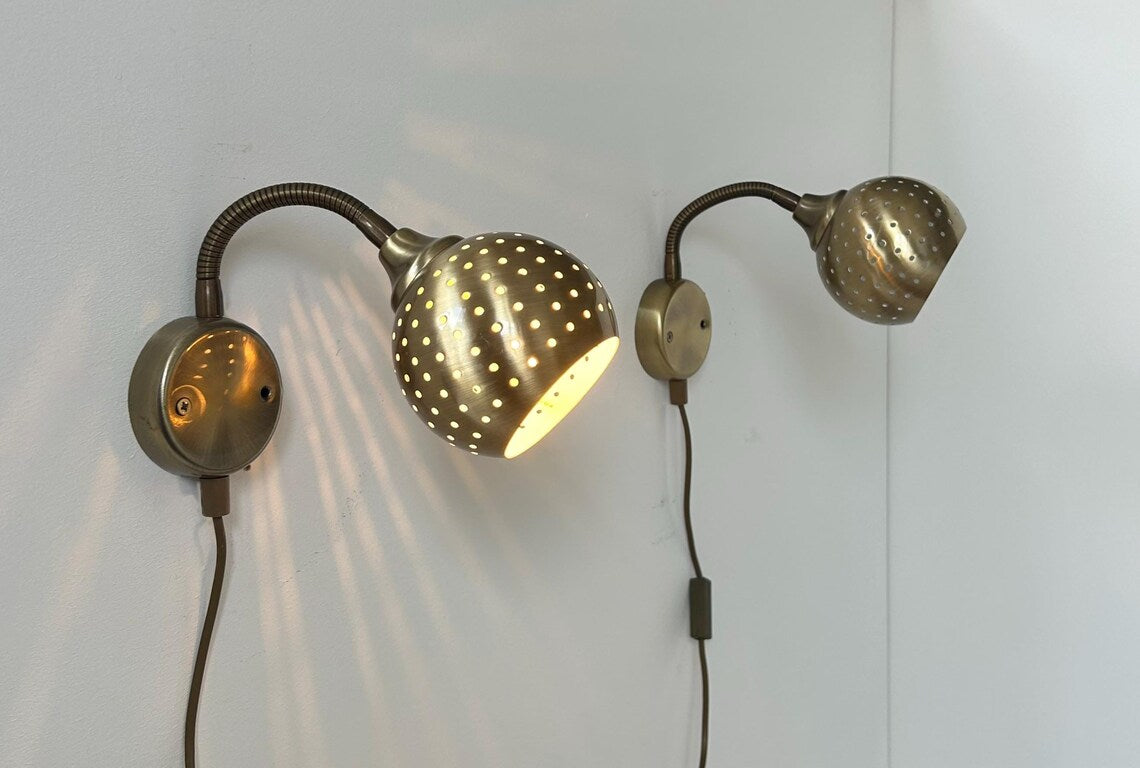Set_of_2_Adjustable_Wall_Lights,_Mid_Century_Modern,_1970s