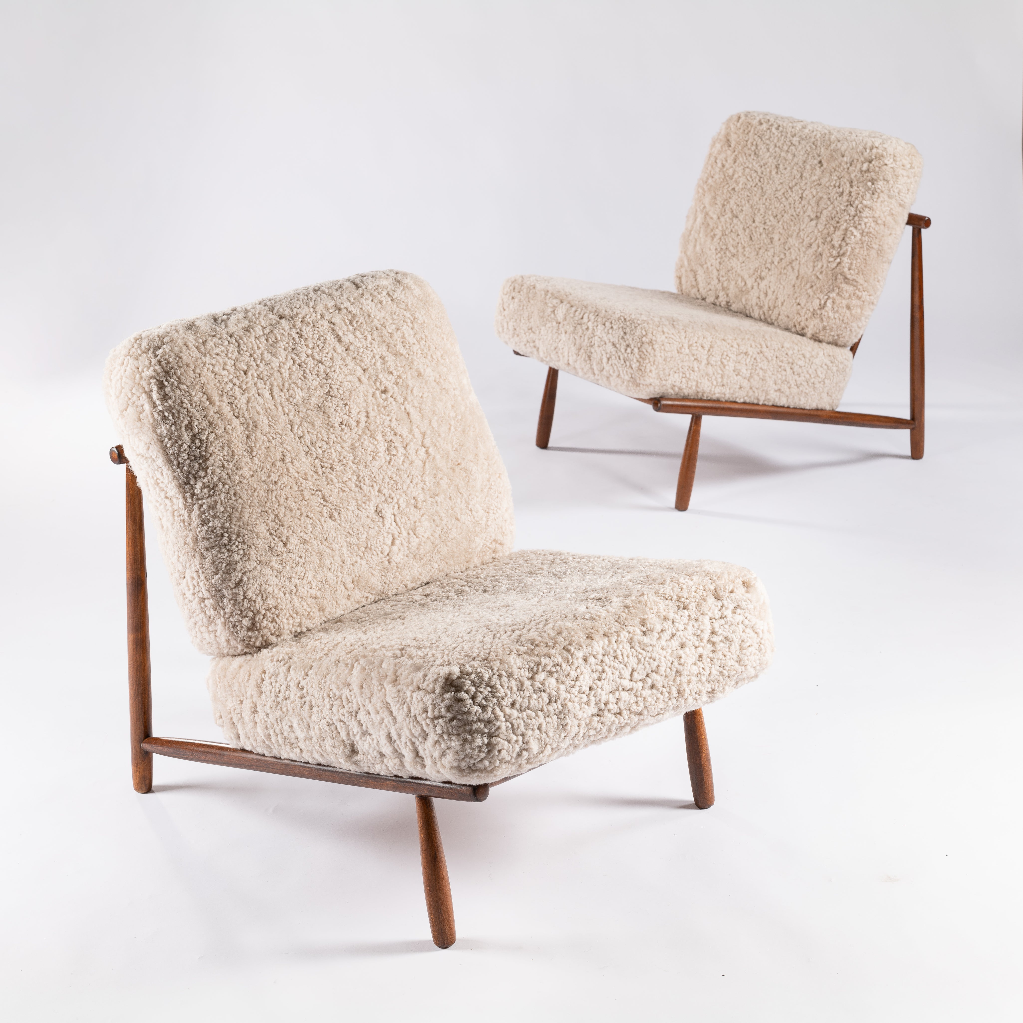 Set_of_2_Alf_Svensson_Domus_Lounge_Chairs_in_Curly_Sheepskin
