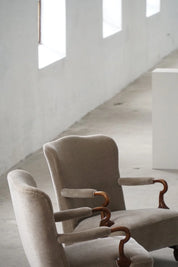 Set_of_2_Antique_Armchairs_Reupholstered_in_Velvet