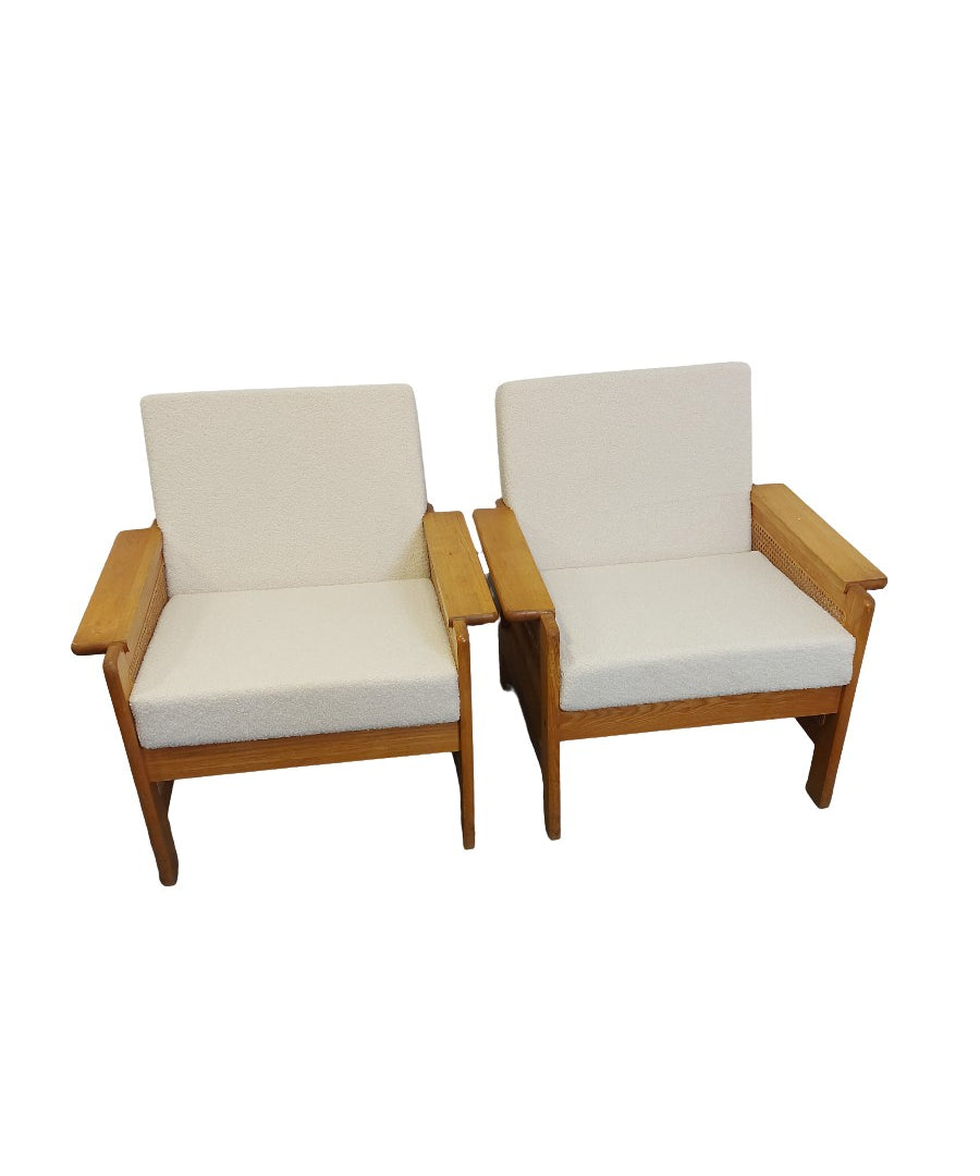 Set_of_2_Arm_Lounge_chair_from_1970s