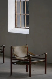 Set_of_2_Arne_Norell_‘Sirocco’_Safari_Chairs_in_Ash_Green_Leather