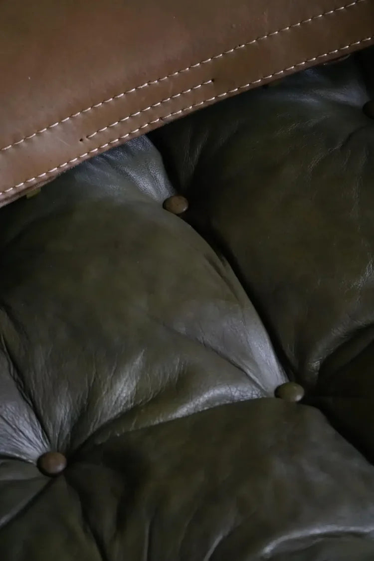 Set_of_2_Arne_Norell_‘Sirocco’_Safari_Chairs_in_Ash_Green_Leather
