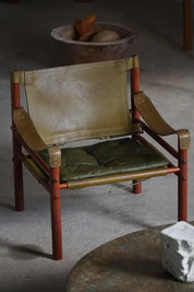 Set_of_2_Arne_Norell_‘Sirocco’_Safari_Chairs_in_Ash_Green_Leather