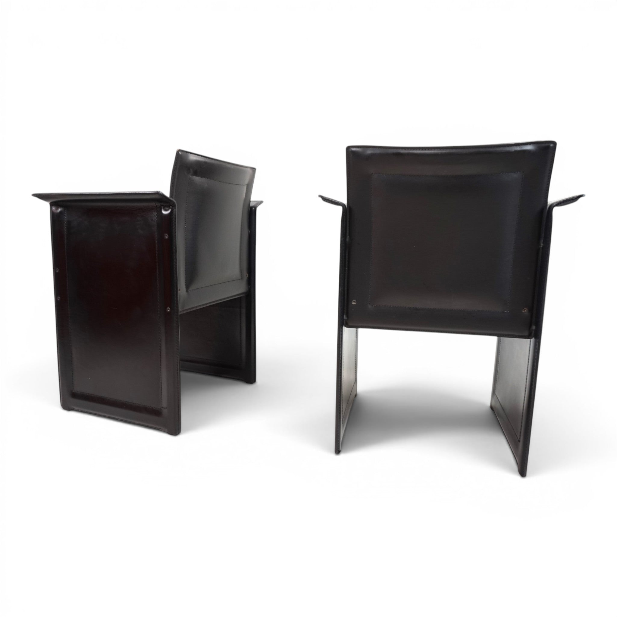 Set_of_2_Solaria_Lounge_Chairs_by_Tito_Agnoli_for_Arrben_in_Black_Saddle_Leather,_Italy_1970s