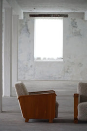 Set_of_2_Art_Deco_Lounge_Chairs_in_Elm_&_Lambswool_in_Swedish_Grace,_1930s