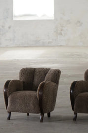 Set_of_2_Art_Deco_Lounge_Chairs_in_Lambswool_and_Birch,_1930s