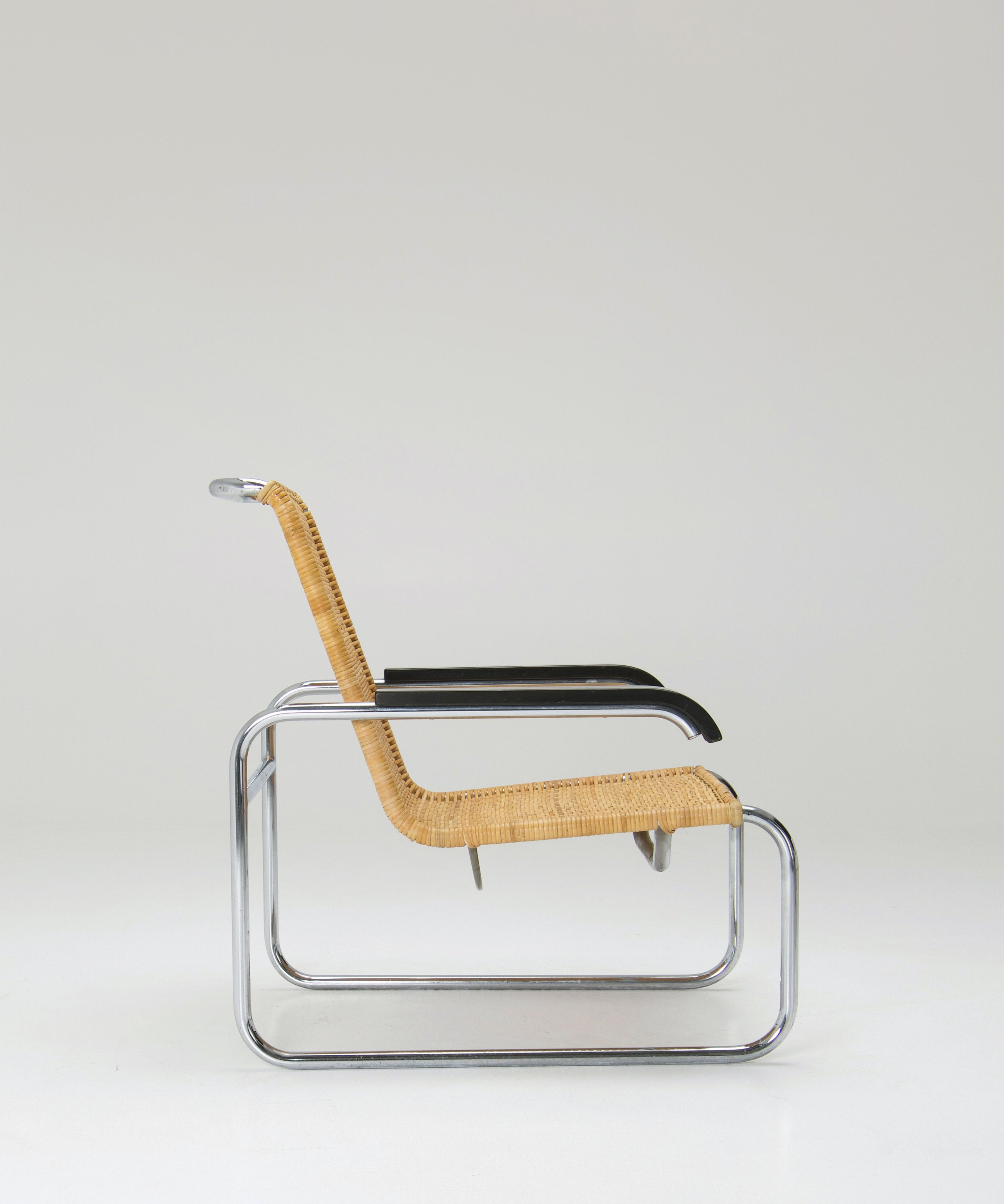 Set_of_2_B35_Armchairs_by_Marcel_Breuer_for_Thonet